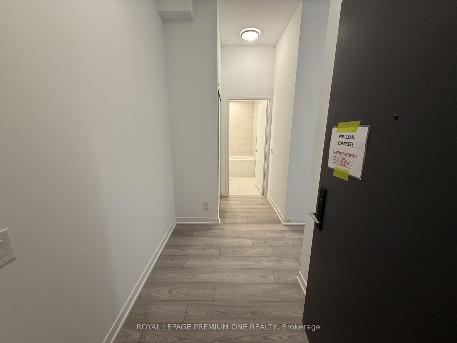 Photo 4 of Unit 430, 285 Dufferin Street W, Toronto, South Parkdale — HOMEH