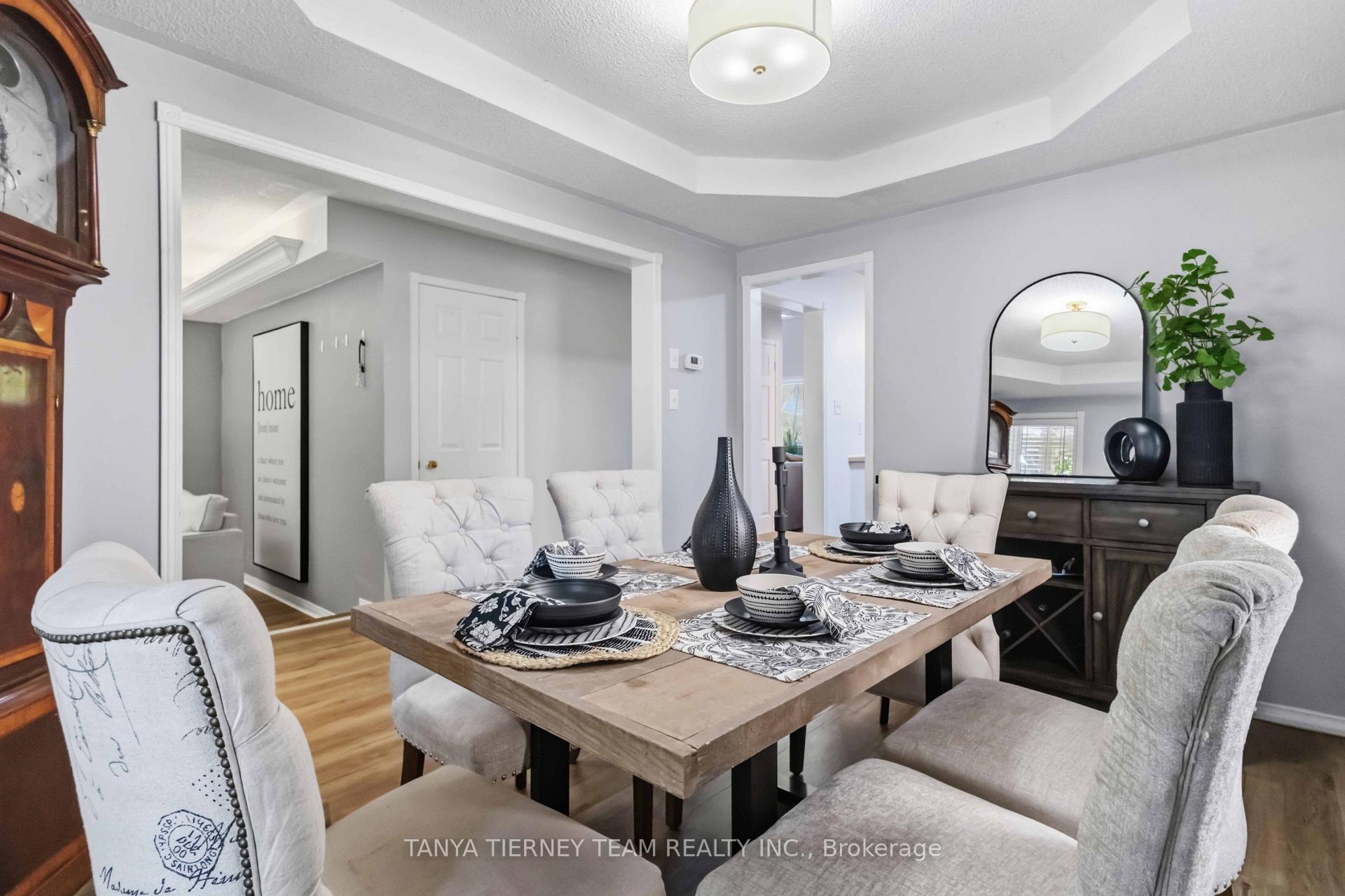 Photo 12 of 36 Zachary Place, Whitby, Brooklin — HOMEH