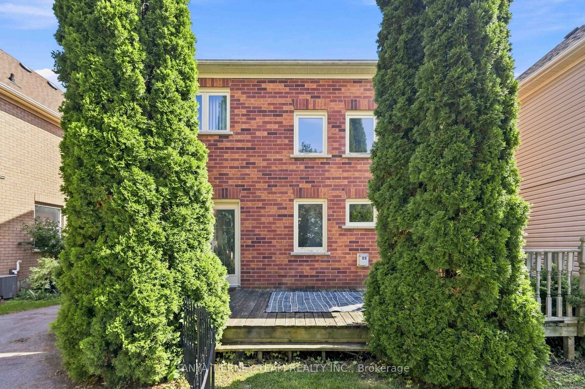 Photo 47 of 36 Zachary Place, Whitby, Brooklin — HOMEH