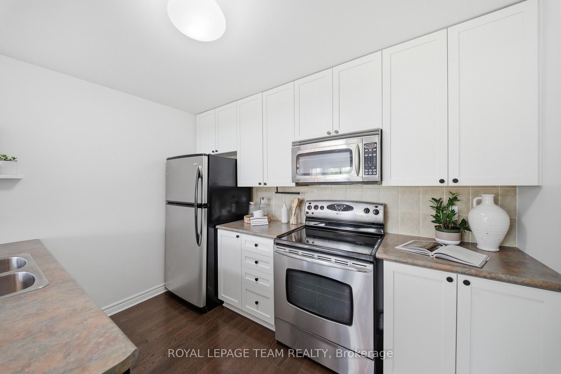 Photo 8 of Unit 9, 165 Waterbridge Drive, Ottawa, Barrhaven East — HOMEH