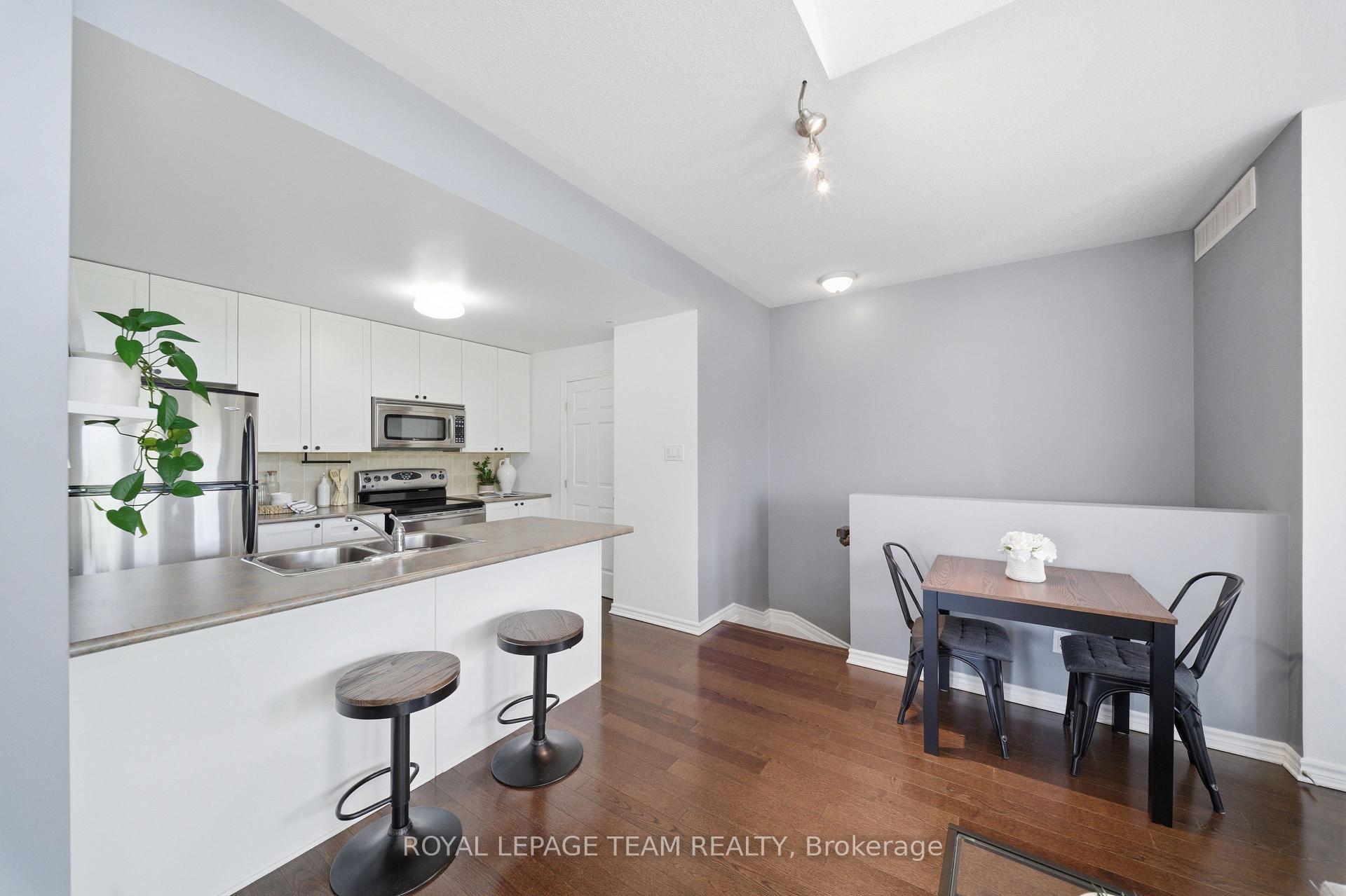 Photo 9 of Unit 9, 165 Waterbridge Drive, Ottawa, Barrhaven East — HOMEH