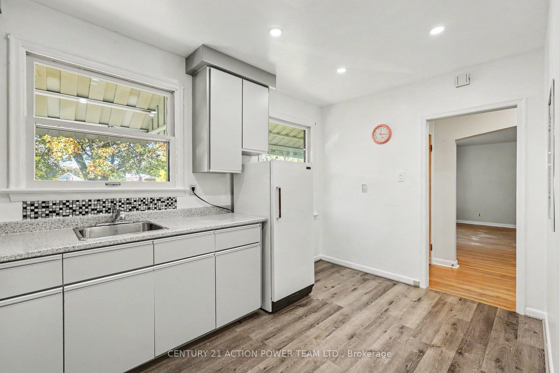 Photo 7 of 1821 Haig Drive W, Ottawa, Elmvale Acres — HOMEH