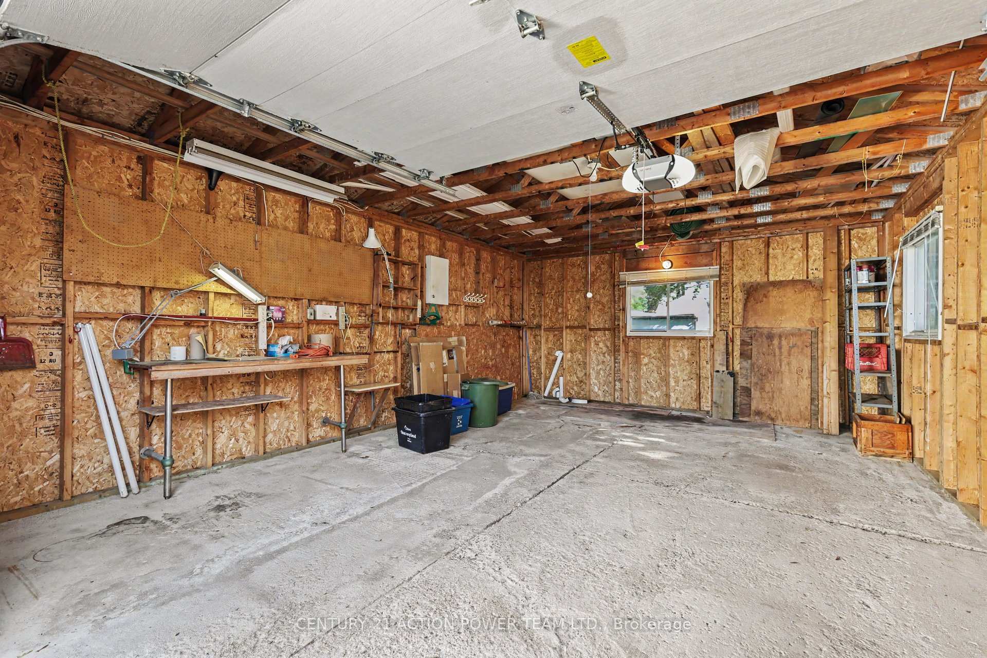Photo 19 of 1821 Haig Drive W, Ottawa, Elmvale Acres — HOMEH