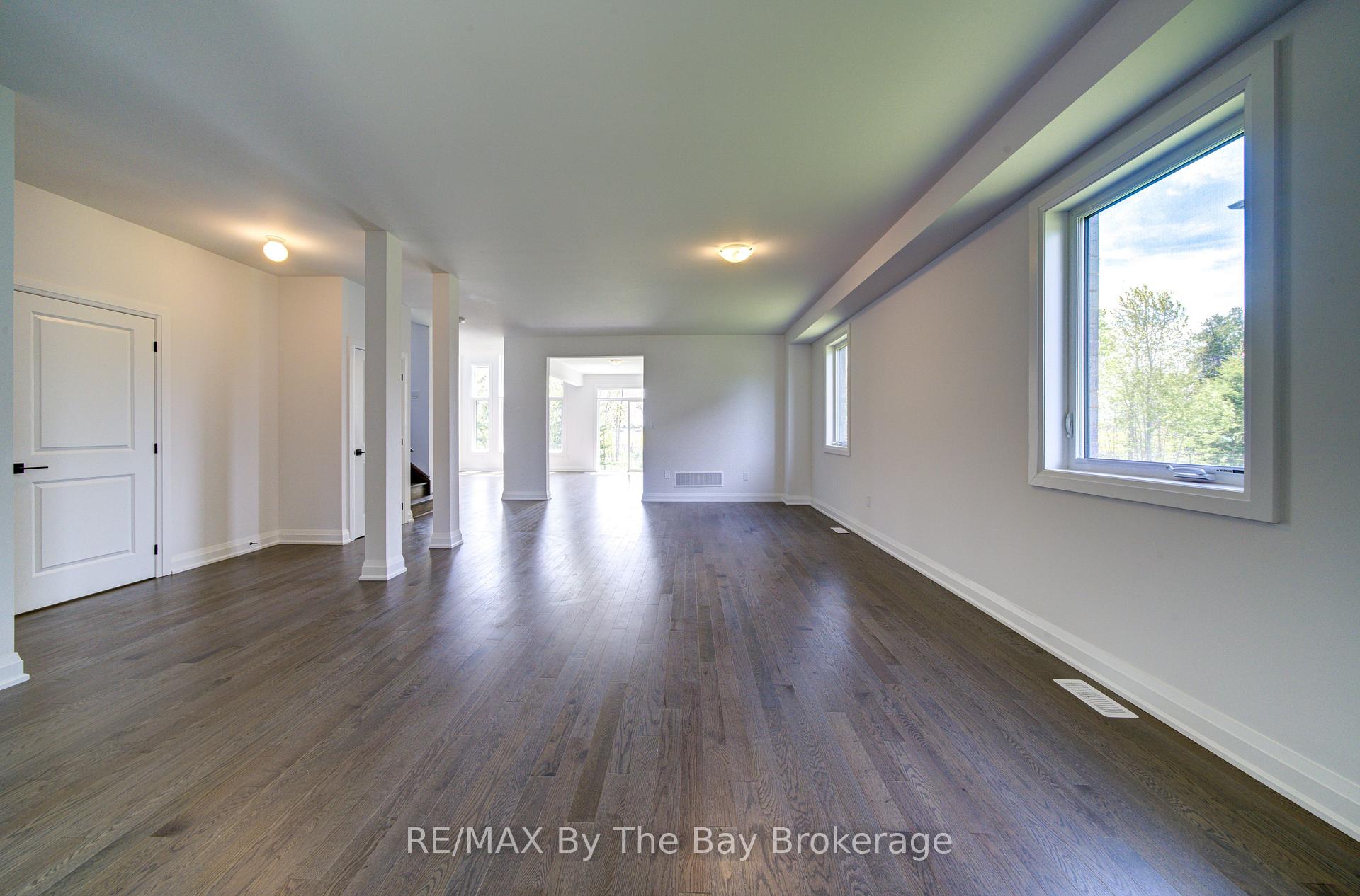 Photo 6 of 56 Amber Drive, Wasaga Beach — HOMEH