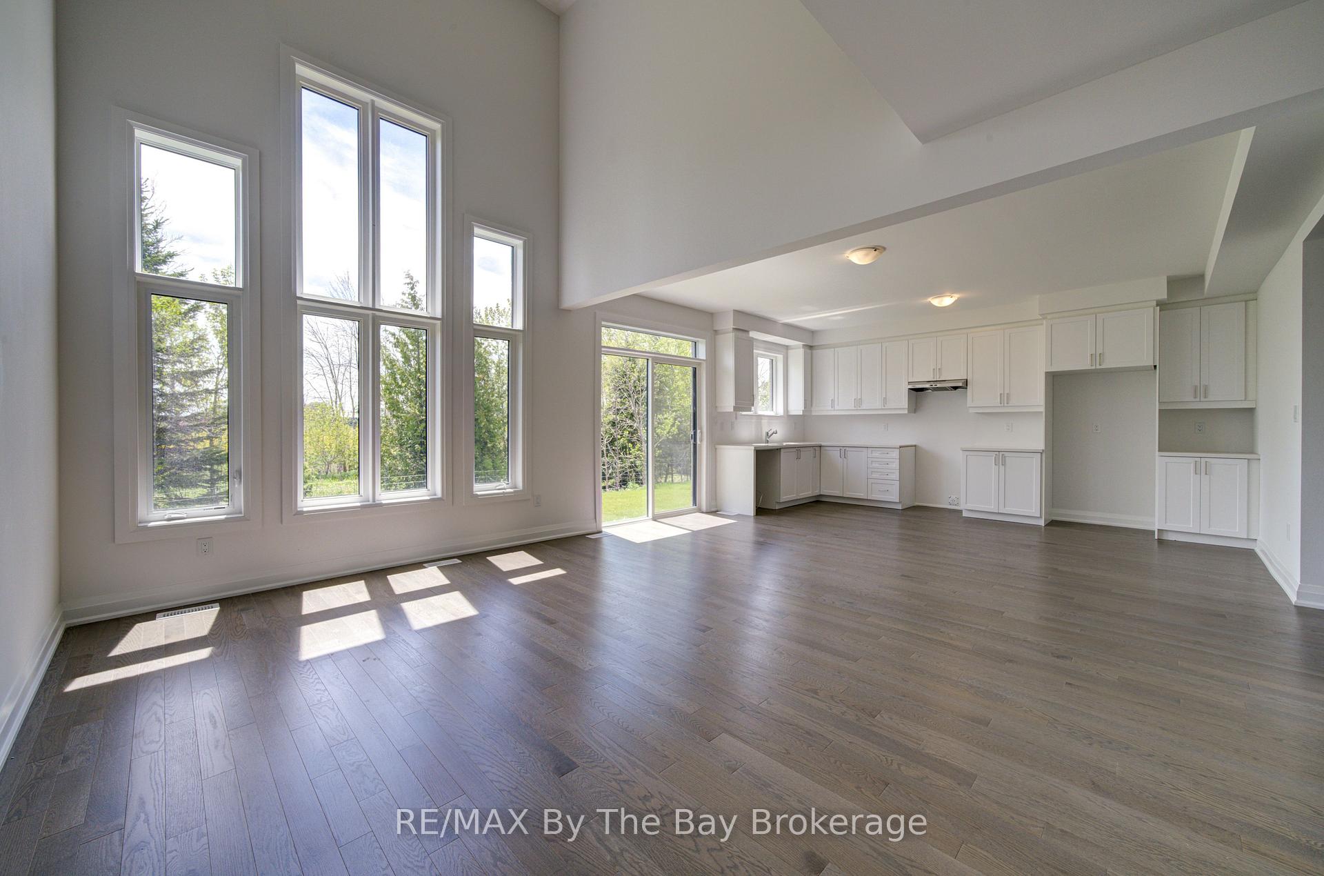 Photo 11 of 56 Amber Drive, Wasaga Beach — HOMEH