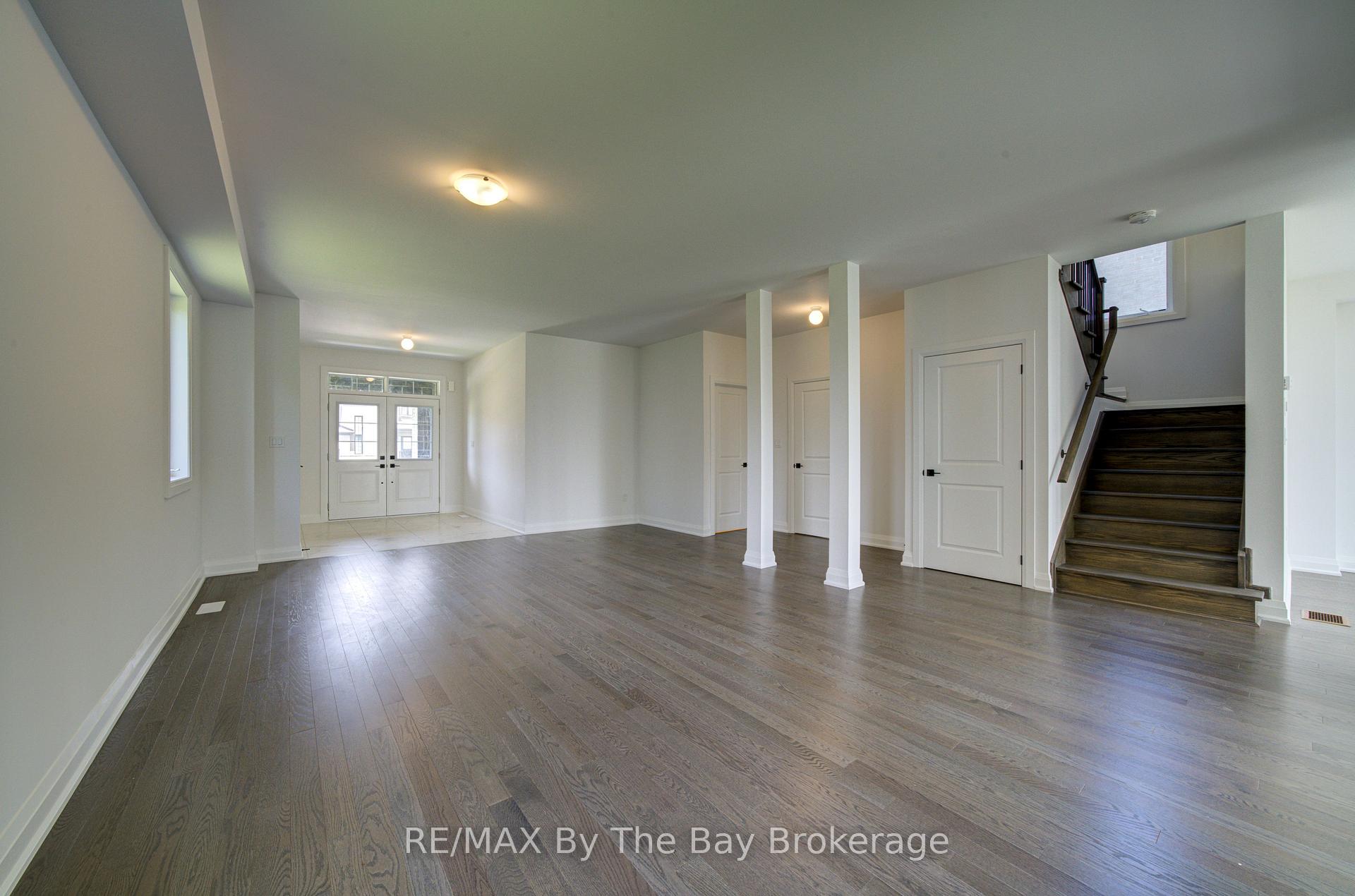 Photo 13 of 56 Amber Drive, Wasaga Beach — HOMEH