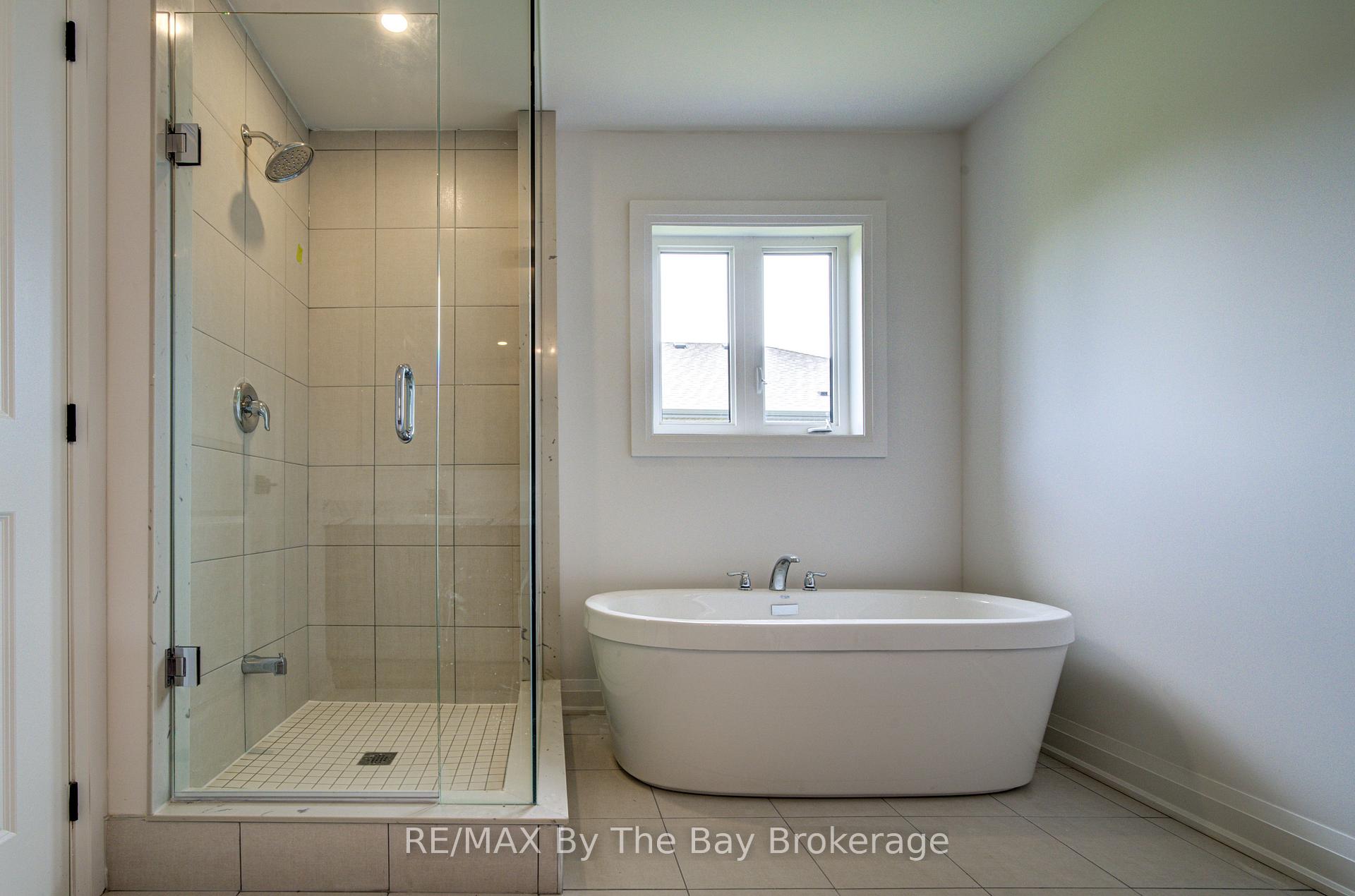Photo 20 of 56 Amber Drive, Wasaga Beach — HOMEH