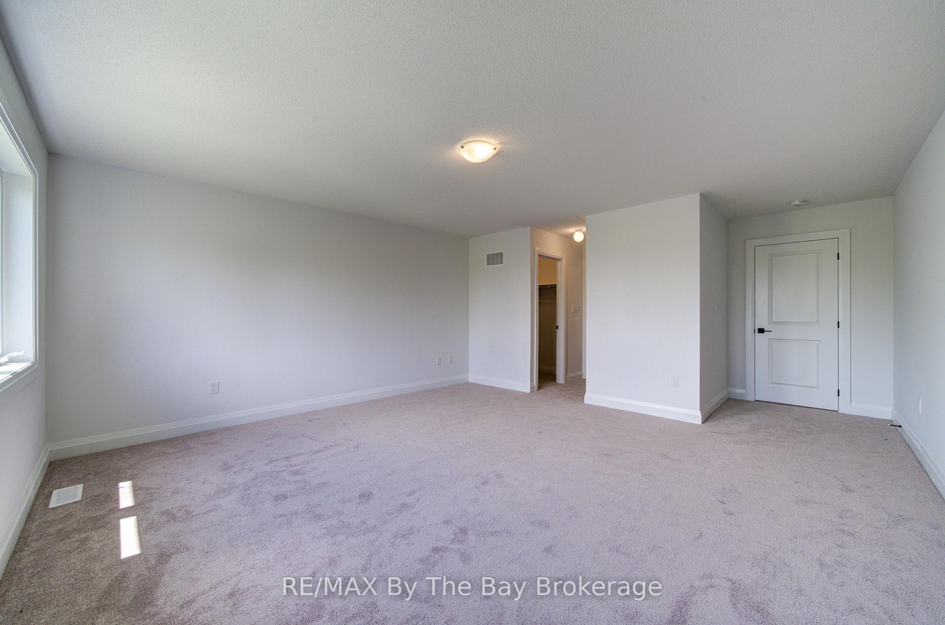 Photo 23 of 56 Amber Drive, Wasaga Beach — HOMEH