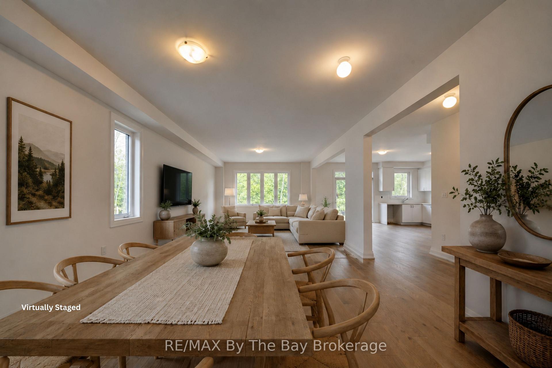 Photo 4 of 38 Amber Drive, Wasaga Beach — HOMEH