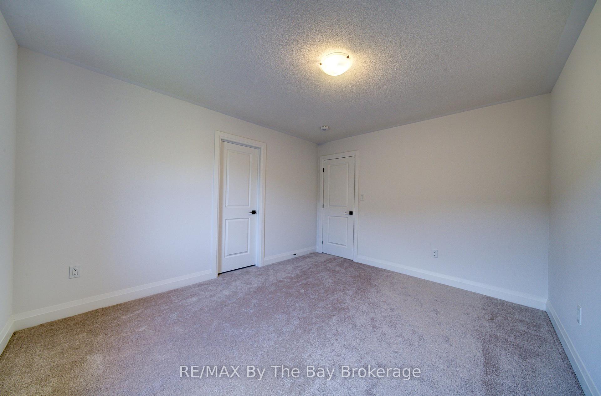 Photo 28 of 38 Amber Drive, Wasaga Beach — HOMEH