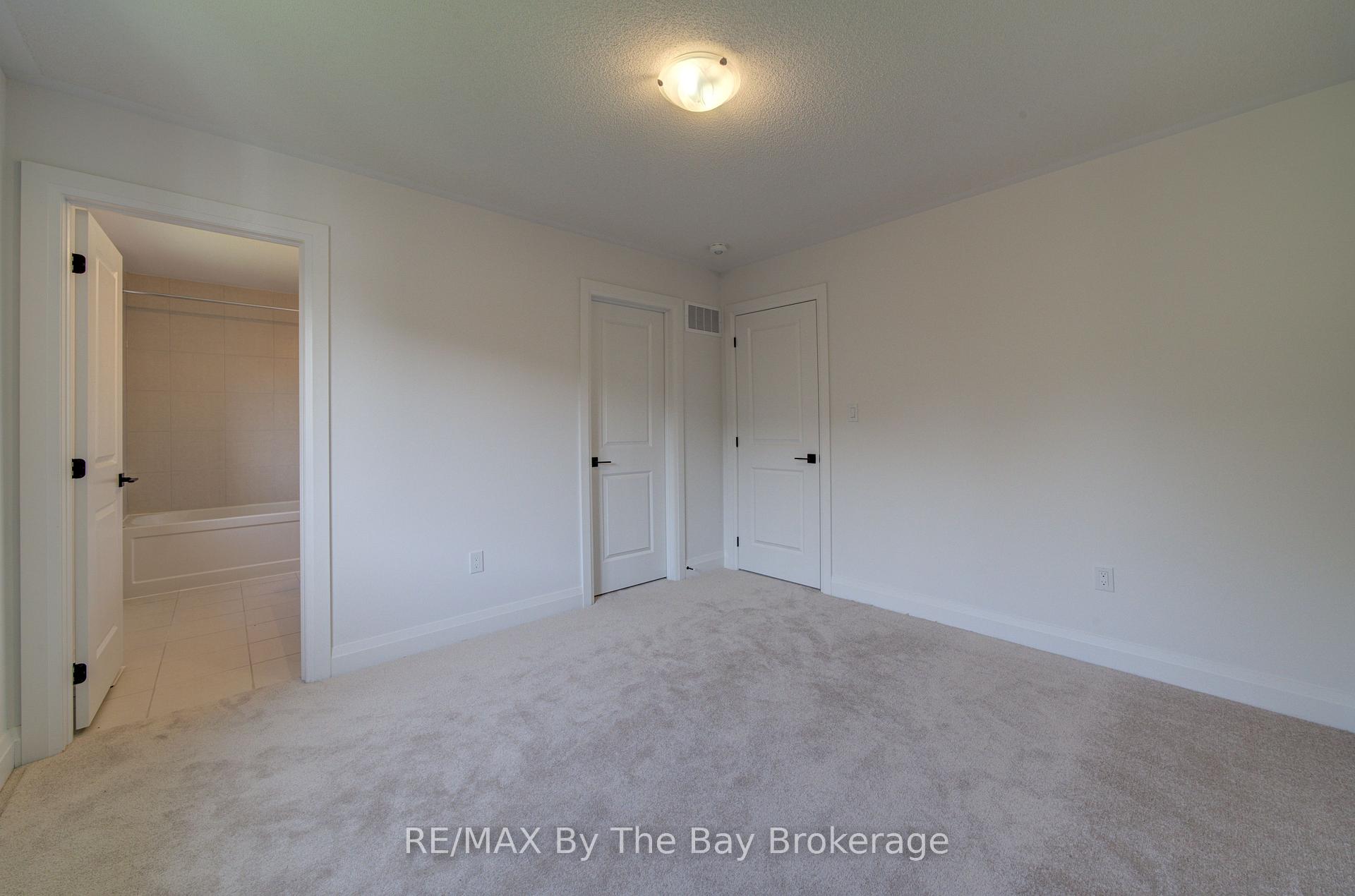 Photo 30 of 38 Amber Drive, Wasaga Beach — HOMEH