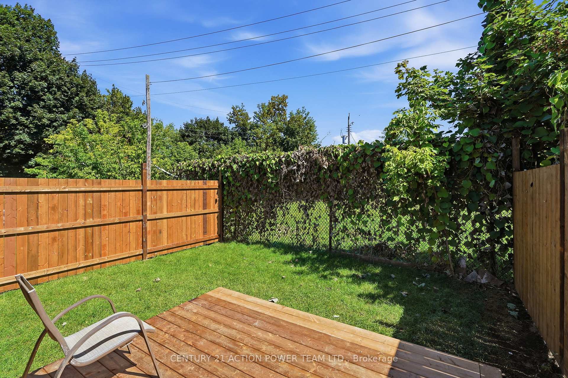 Photo 10 of Unit 3, 1831 Haig Drive S, Ottawa, Elmvale Acres — HOMEH