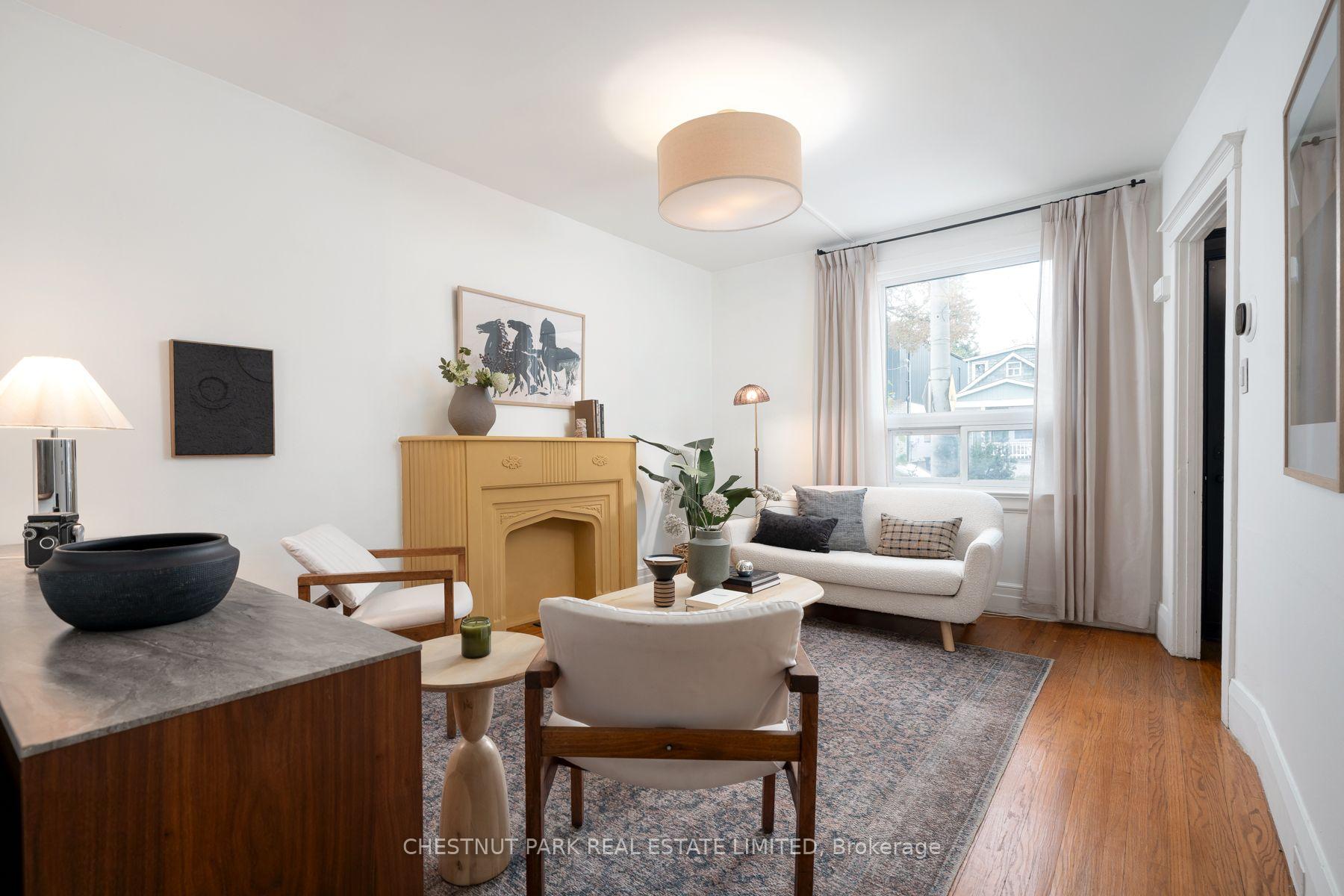 Photo 5 of 839 Sammon Avenue, Toronto, Danforth Village-East York — HOMEH