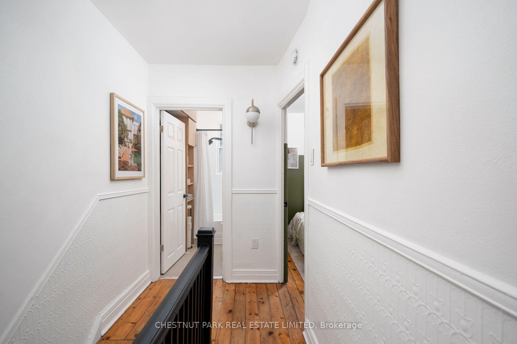 Photo 16 of 839 Sammon Avenue, Toronto, Danforth Village-East York — HOMEH