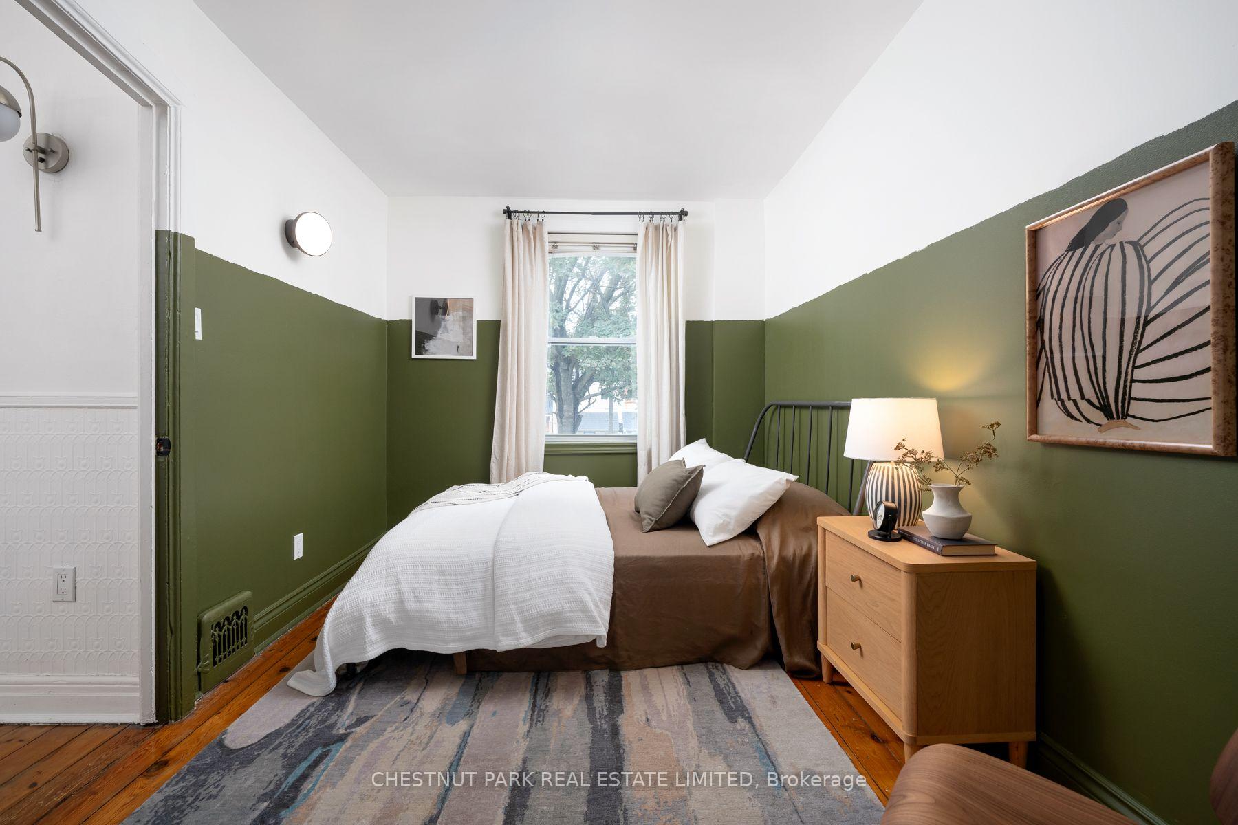 Photo 18 of 839 Sammon Avenue, Toronto, Danforth Village-East York — HOMEH