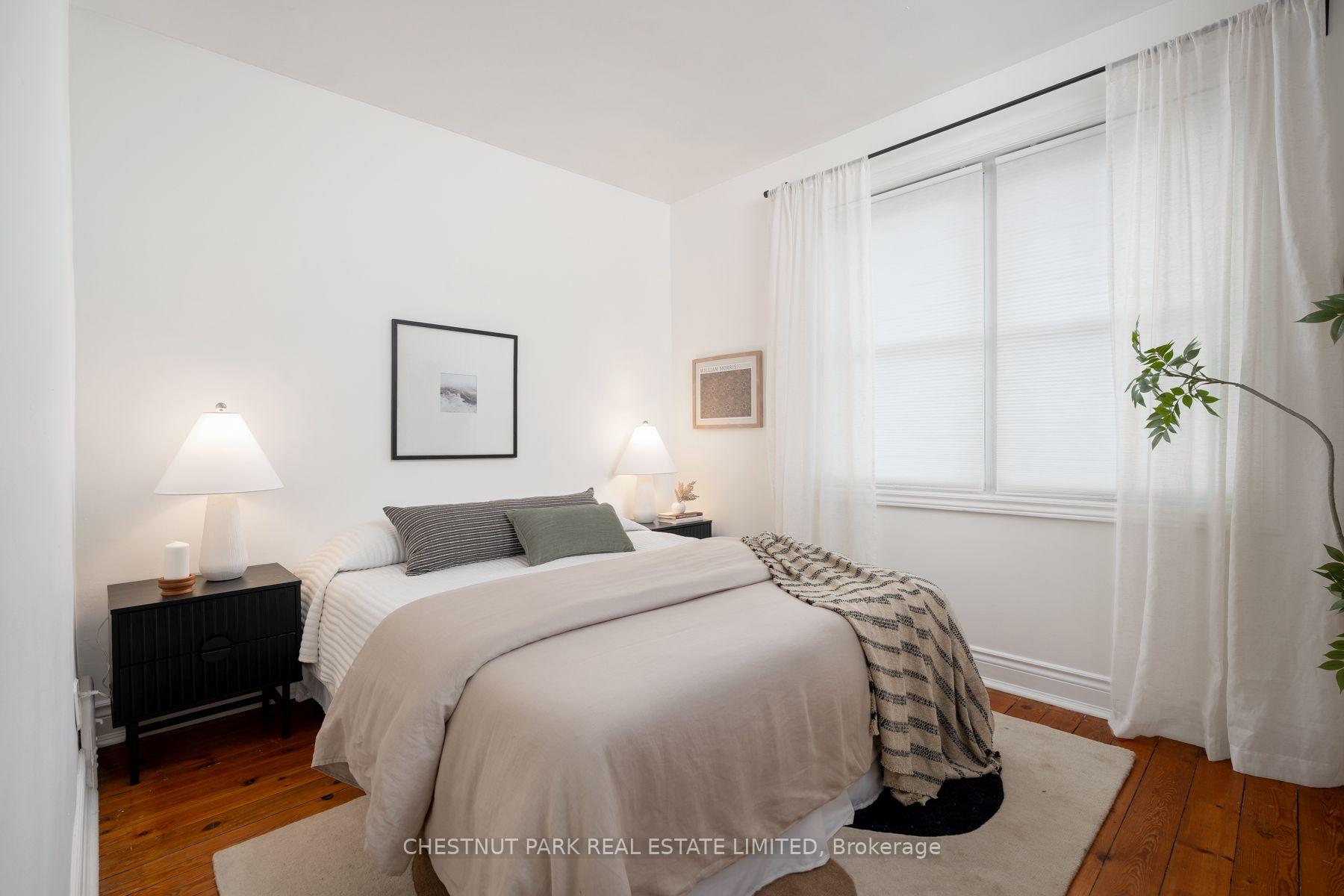Photo 20 of 839 Sammon Avenue, Toronto, Danforth Village-East York — HOMEH