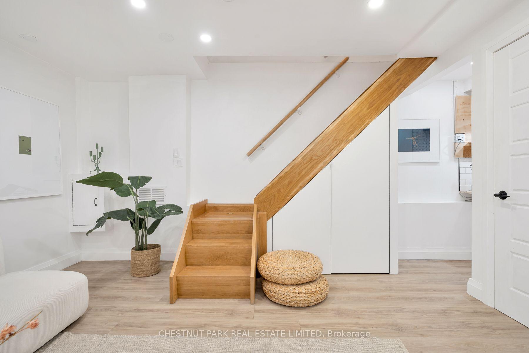 Photo 26 of 839 Sammon Avenue, Toronto, Danforth Village-East York — HOMEH