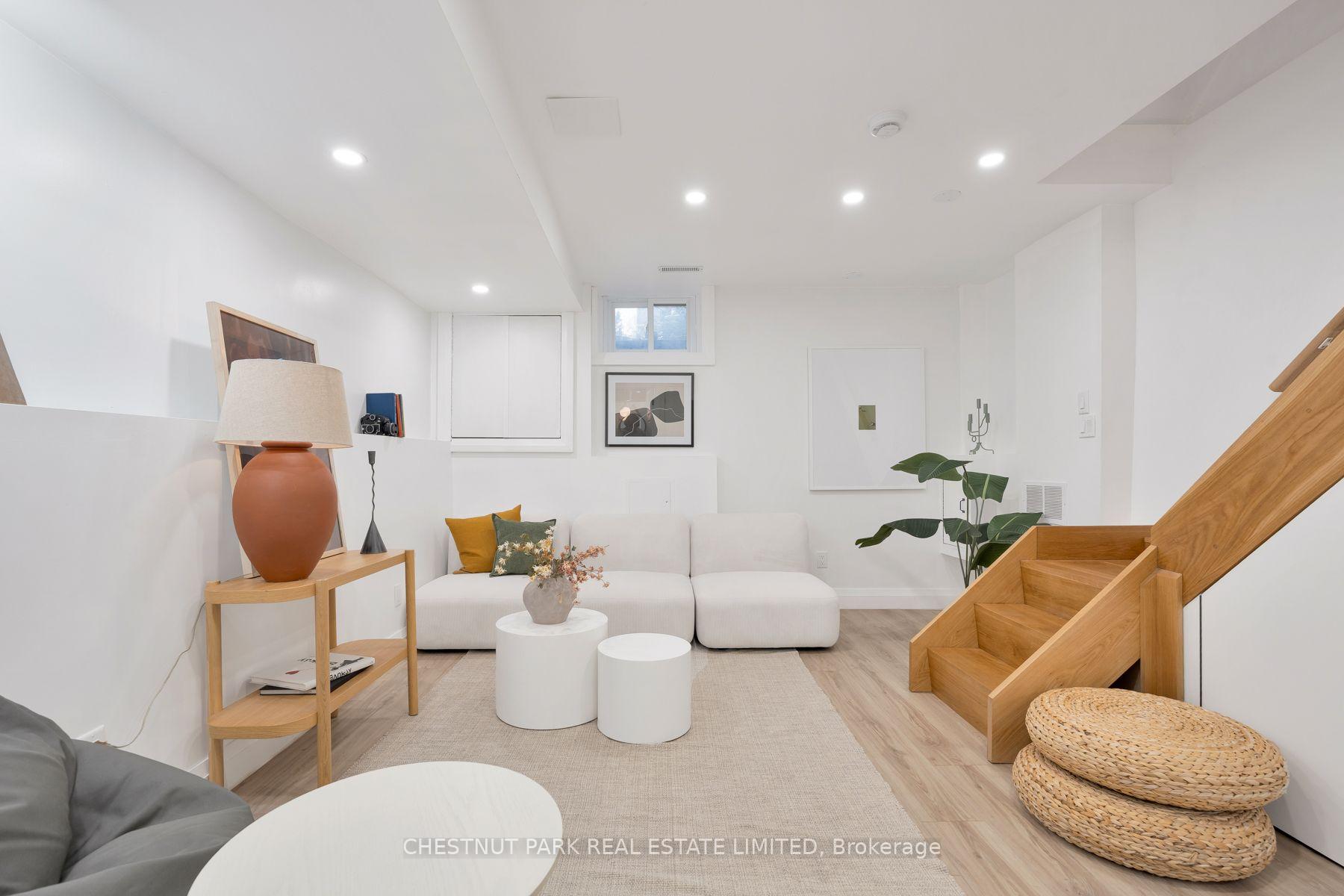 Photo 27 of 839 Sammon Avenue, Toronto, Danforth Village-East York — HOMEH