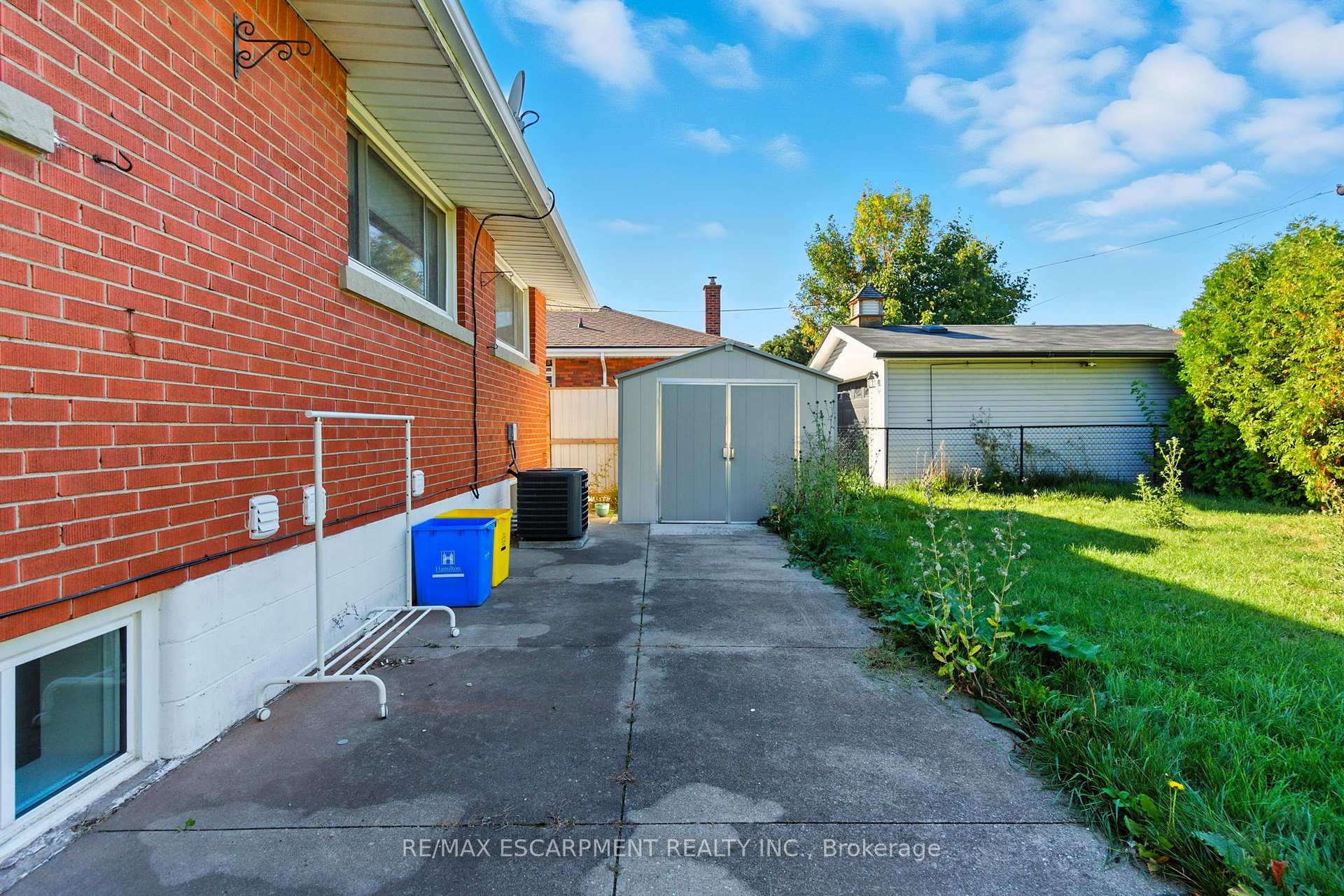 Photo 10 of Unit LOWER, 35 Wildewood Avenue, Hamilton, Huntington — HOMEH