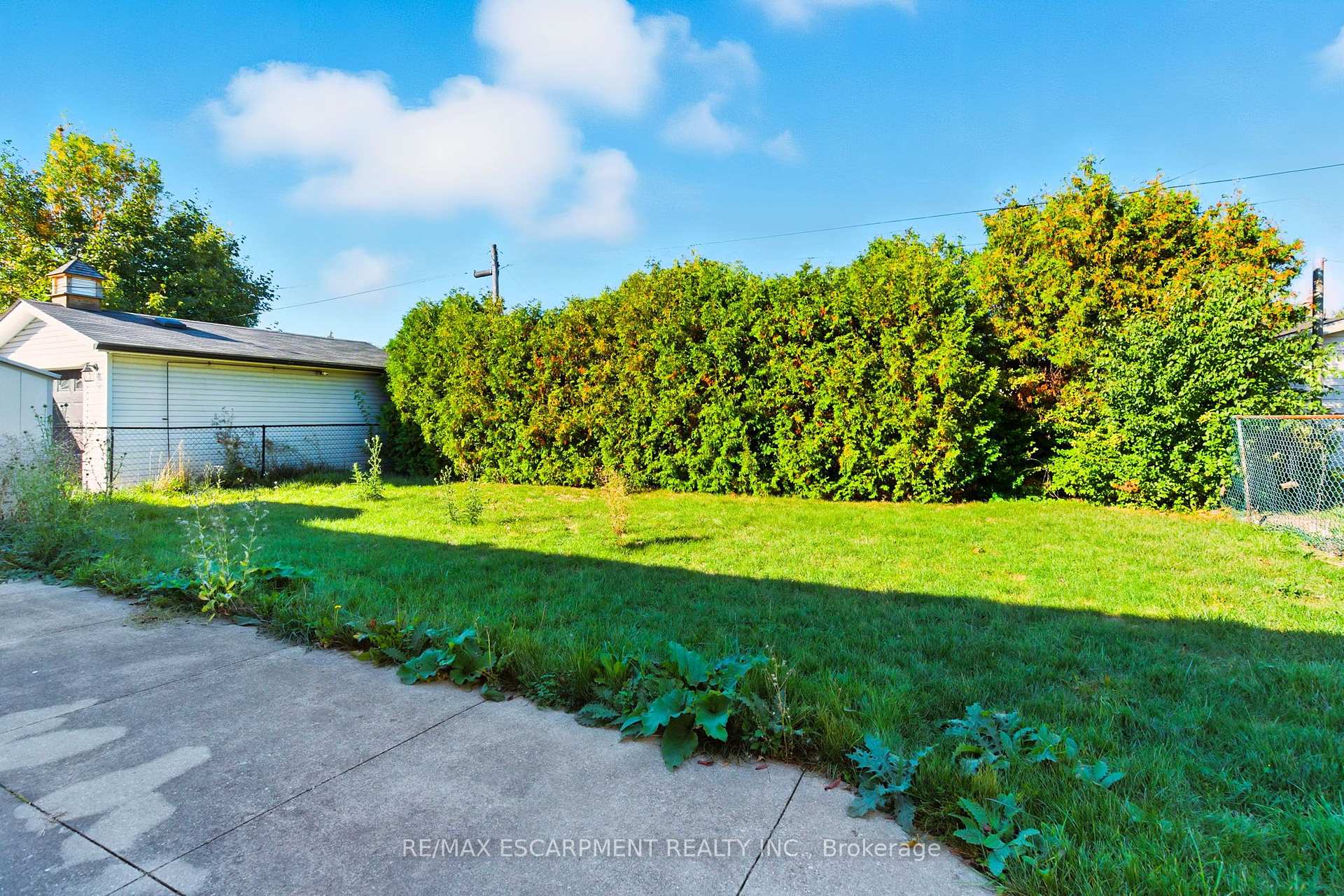 Photo 11 of Unit LOWER, 35 Wildewood Avenue, Hamilton, Huntington — HOMEH