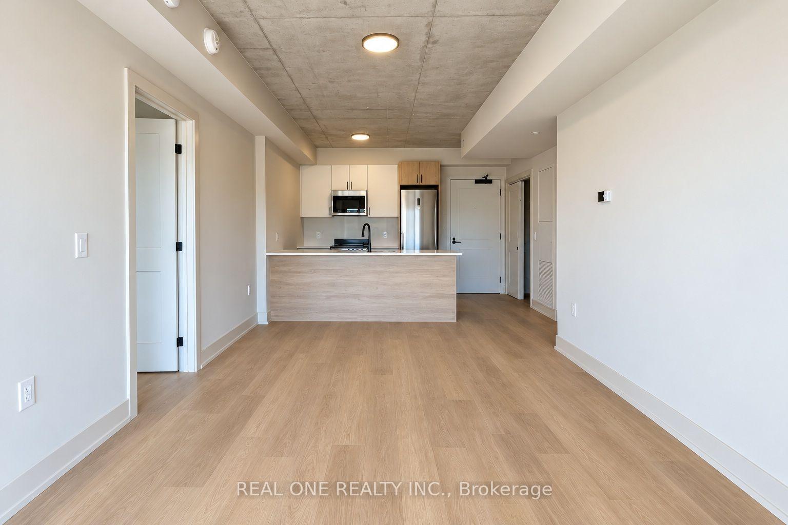 Photo 14 of Unit 413, 810 King Street W, Hamilton, Westdale — HOMEH