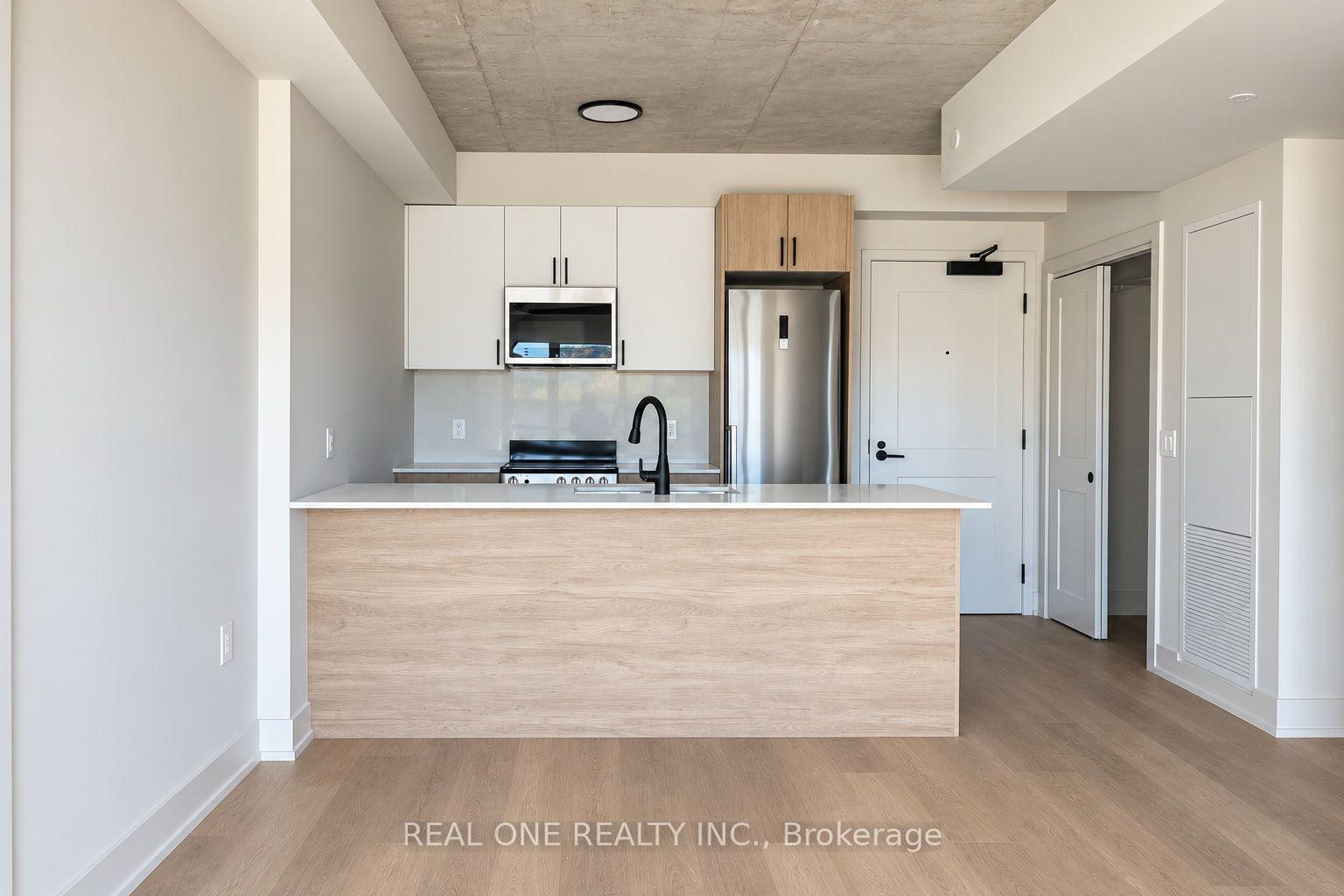 Photo 18 of Unit 413, 810 King Street W, Hamilton, Westdale — HOMEH