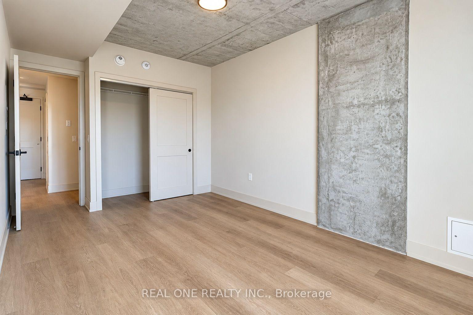 Photo 37 of Unit 413, 810 King Street W, Hamilton, Westdale — HOMEH