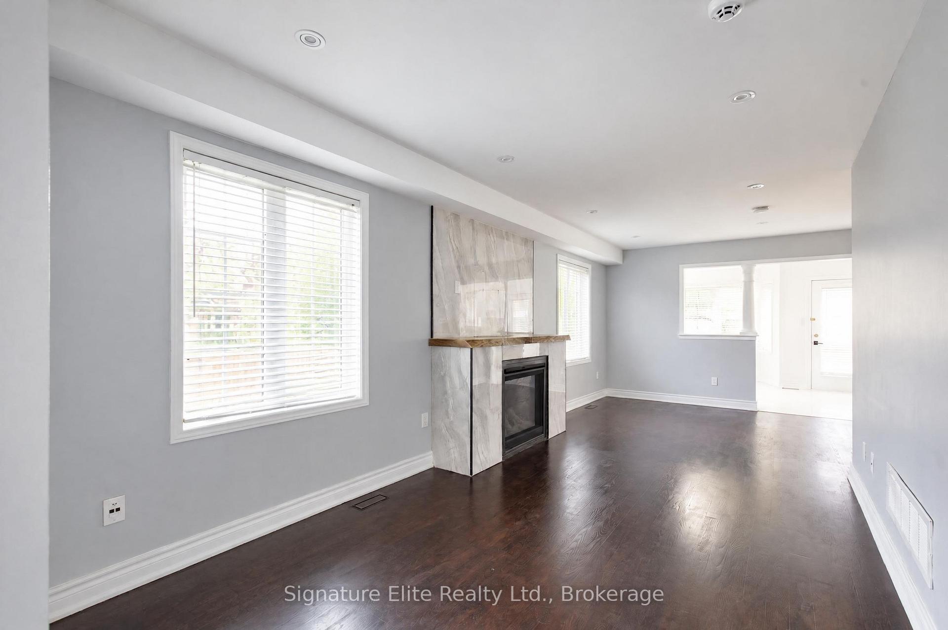 Photo 3 of 10 Ida Jane Grove, Whitchurch-Stouffville, Stouffville — HOMEH