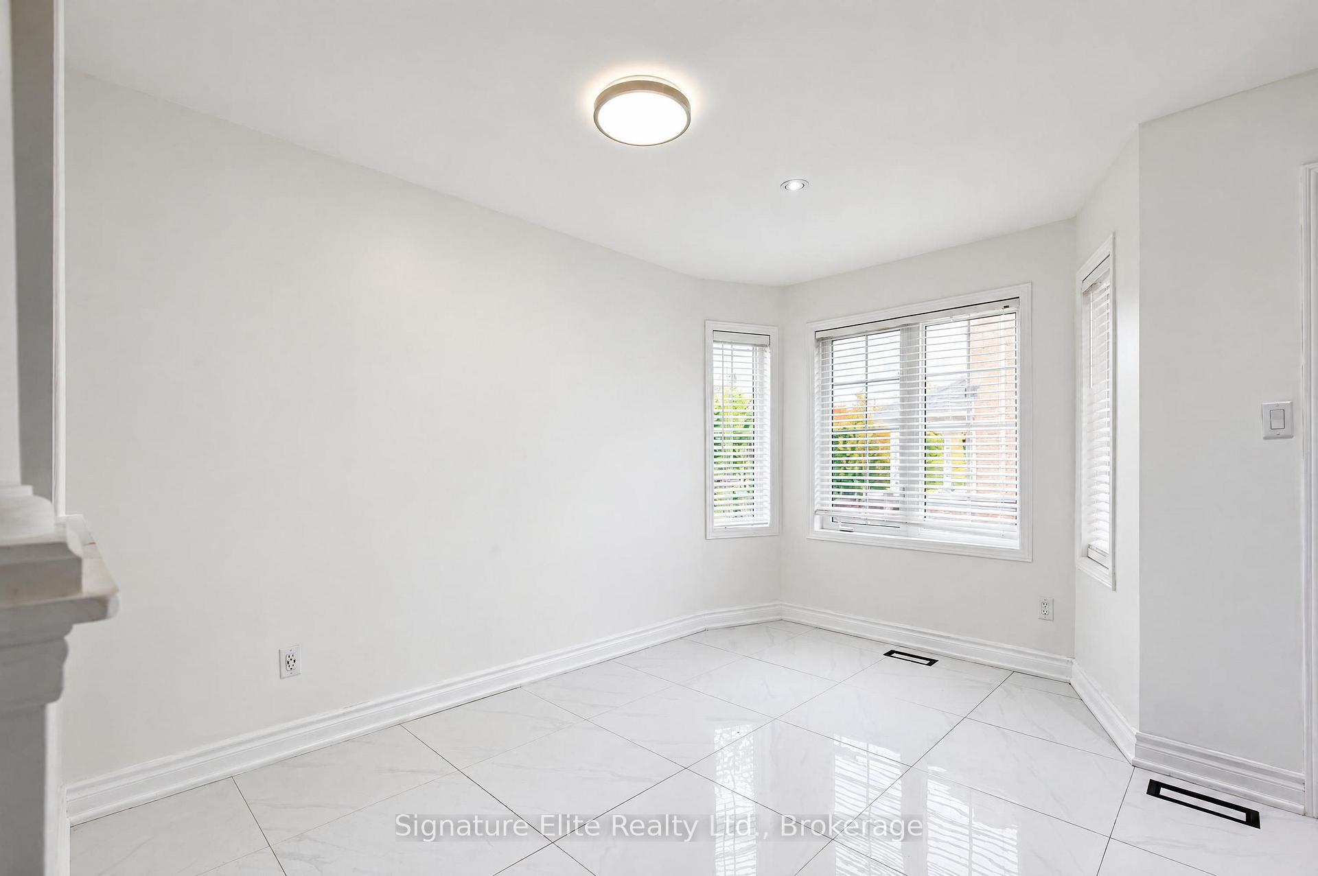 Photo 15 of 10 Ida Jane Grove, Whitchurch-Stouffville, Stouffville — HOMEH