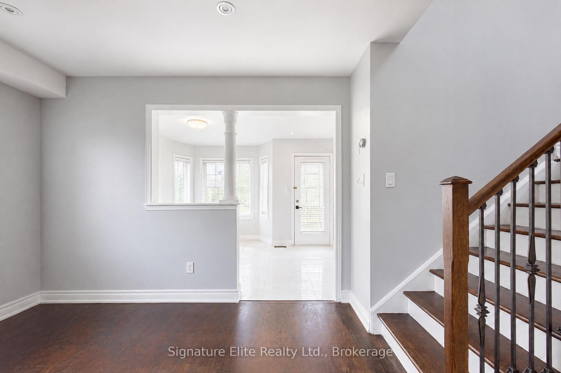 Photo 18 of 10 Ida Jane Grove, Whitchurch-Stouffville, Stouffville — HOMEH