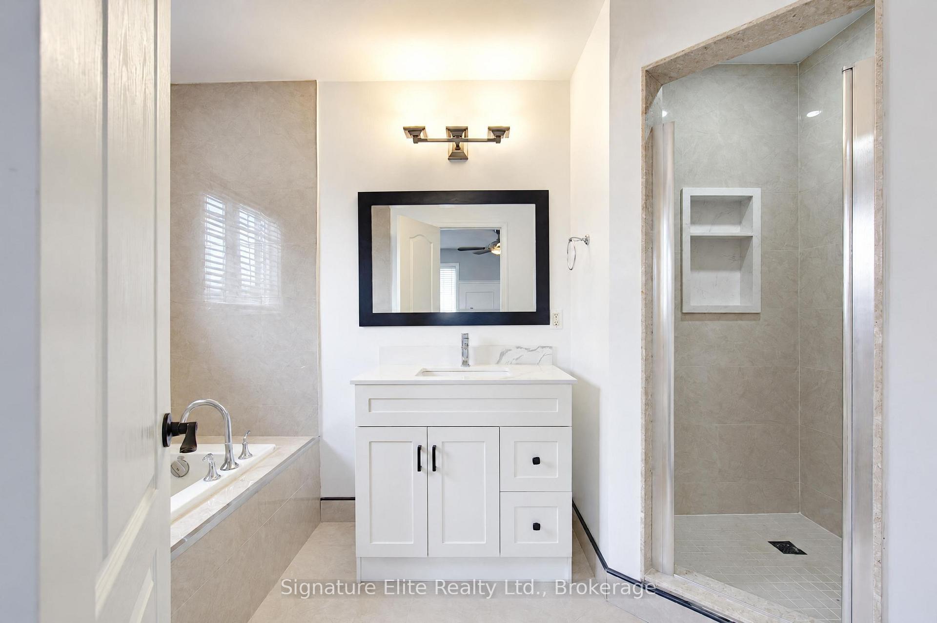 Photo 21 of 10 Ida Jane Grove, Whitchurch-Stouffville, Stouffville — HOMEH