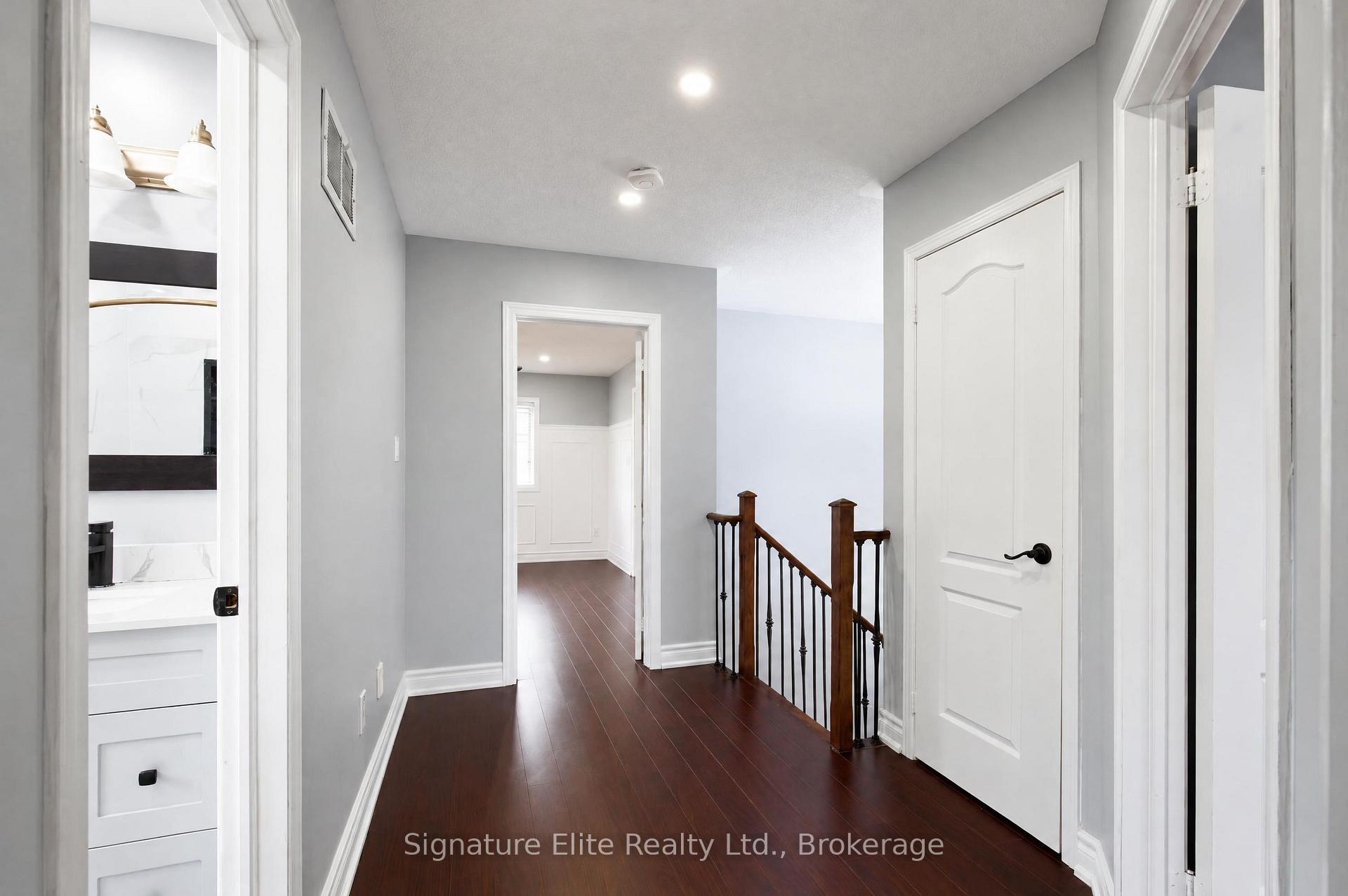 Photo 32 of 10 Ida Jane Grove, Whitchurch-Stouffville, Stouffville — HOMEH
