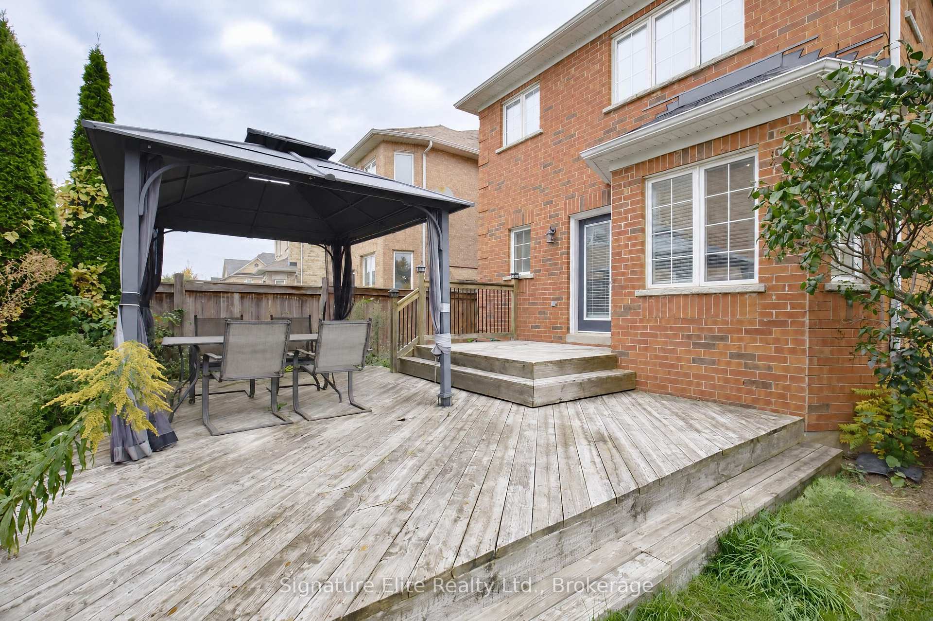Photo 52 of 10 Ida Jane Grove, Whitchurch-Stouffville, Stouffville — HOMEH