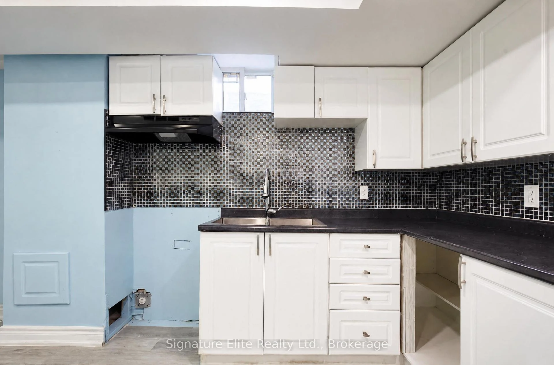 Photo 42 of 10 Ida Jane Grove, Whitchurch-Stouffville, Stouffville — HOMEH