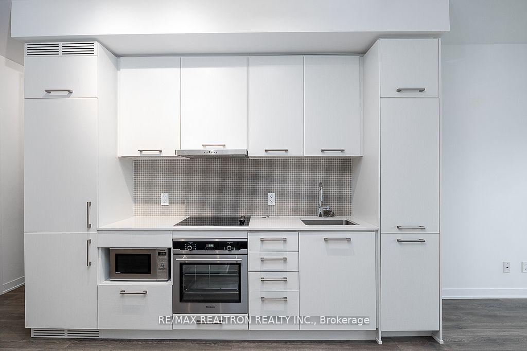 Photo 6 of Unit 3910, 87 Peter Street, Toronto, Waterfront Communities — HOMEH