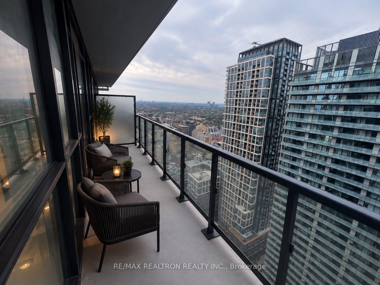 Photo 19 of Unit 3910, 87 Peter Street, Toronto, Waterfront Communities — HOMEH