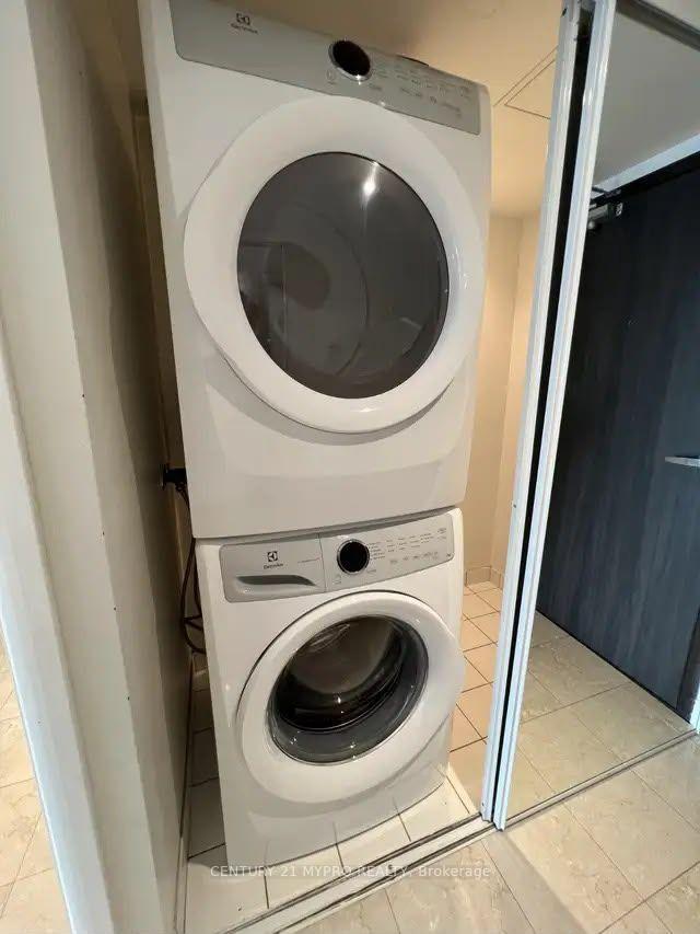 Photo 7 of Unit 3609, 210 Victoria Street W, Toronto, Church-Yonge Corridor — HOMEH