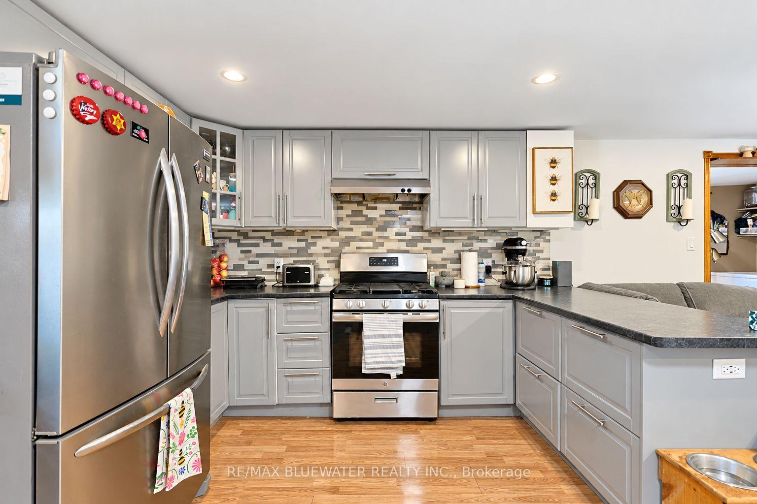 Photo 19 of 1601 Greenway Drive, North Middlesex, Rural North Middlesex — HOMEH