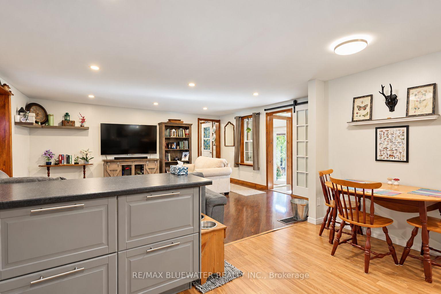 Photo 20 of 1601 Greenway Drive, North Middlesex, Rural North Middlesex — HOMEH