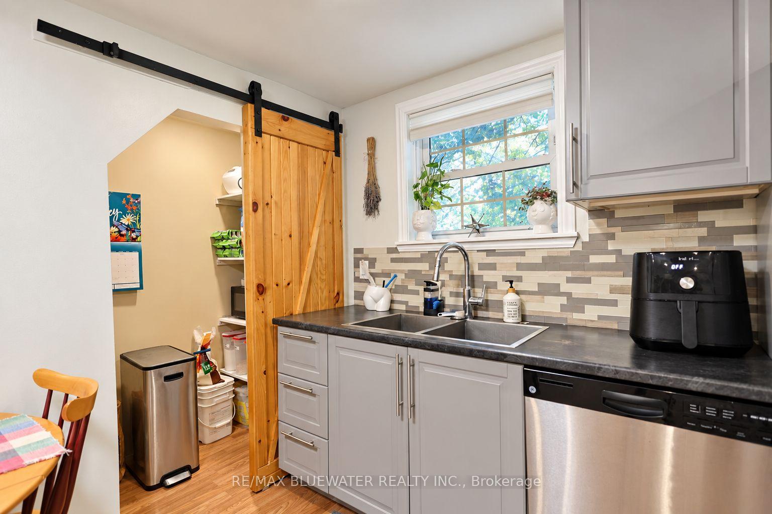 Photo 22 of 1601 Greenway Drive, North Middlesex, Rural North Middlesex — HOMEH