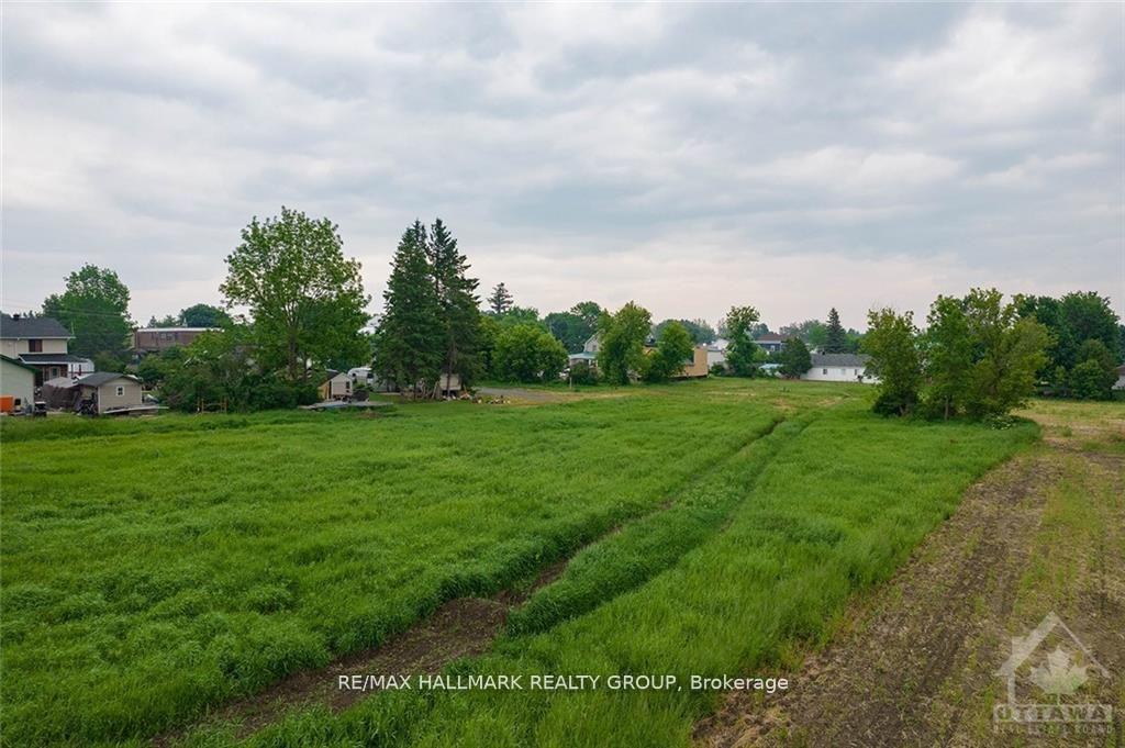 Photo 10 of Unit 1, 3748 Champlain Street, Clarence-Rockland, Clarence/Rockland Twp — HOMEH