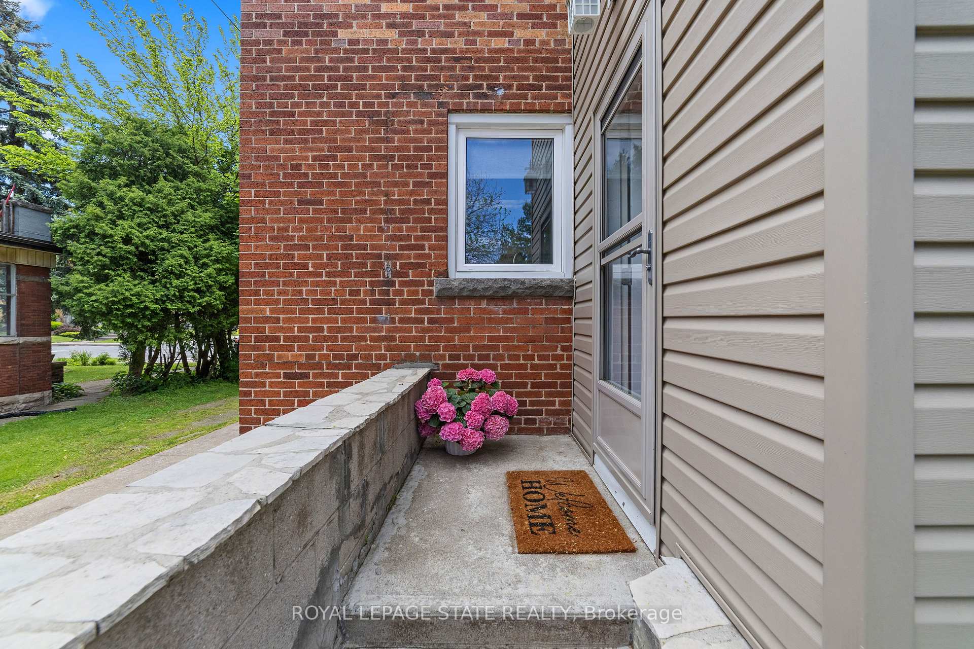 Photo 54 of 366 Aberdeen Avenue, Hamilton, Kirkendall — HOMEH