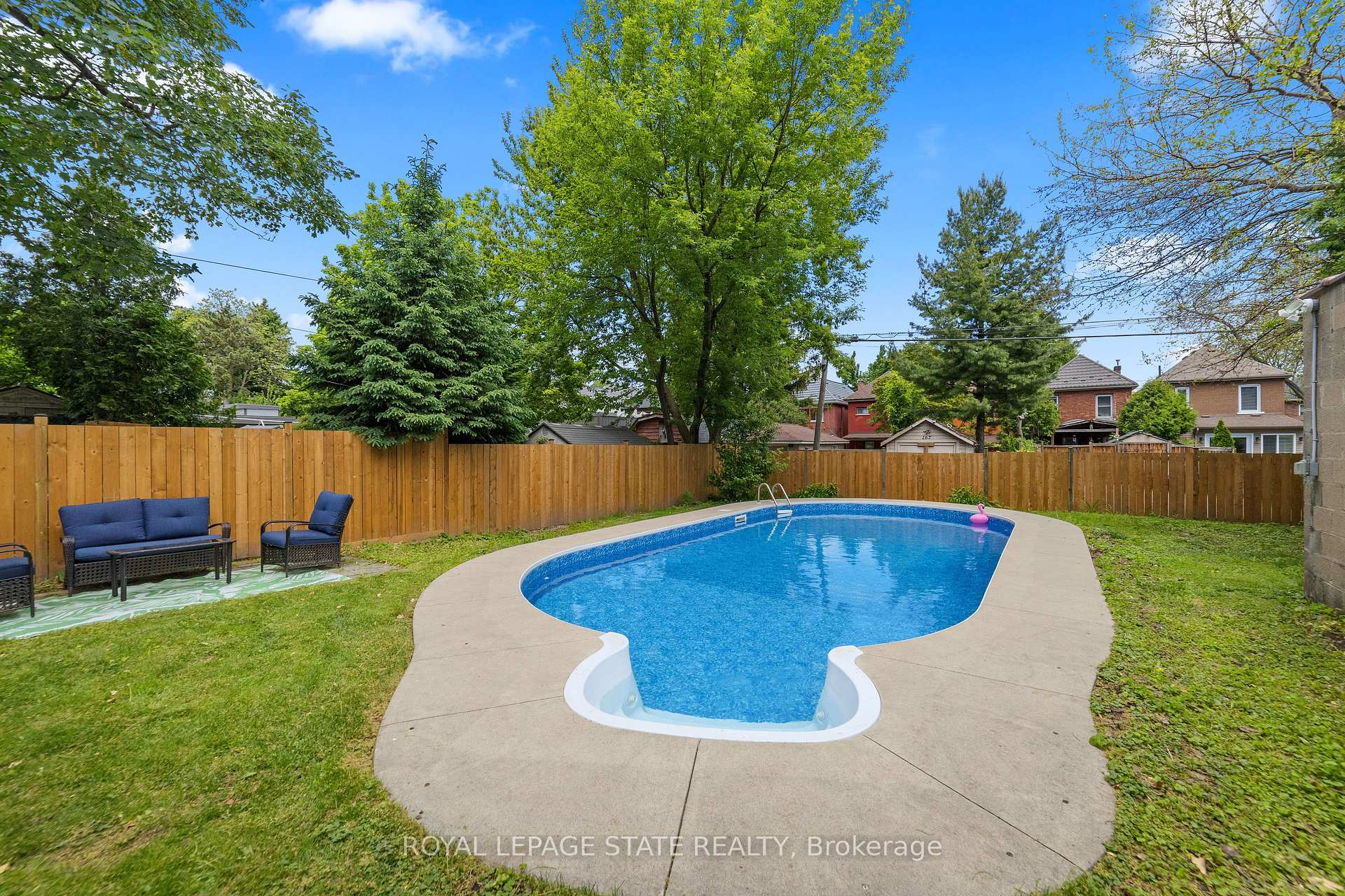 Photo 57 of 366 Aberdeen Avenue, Hamilton, Kirkendall — HOMEH