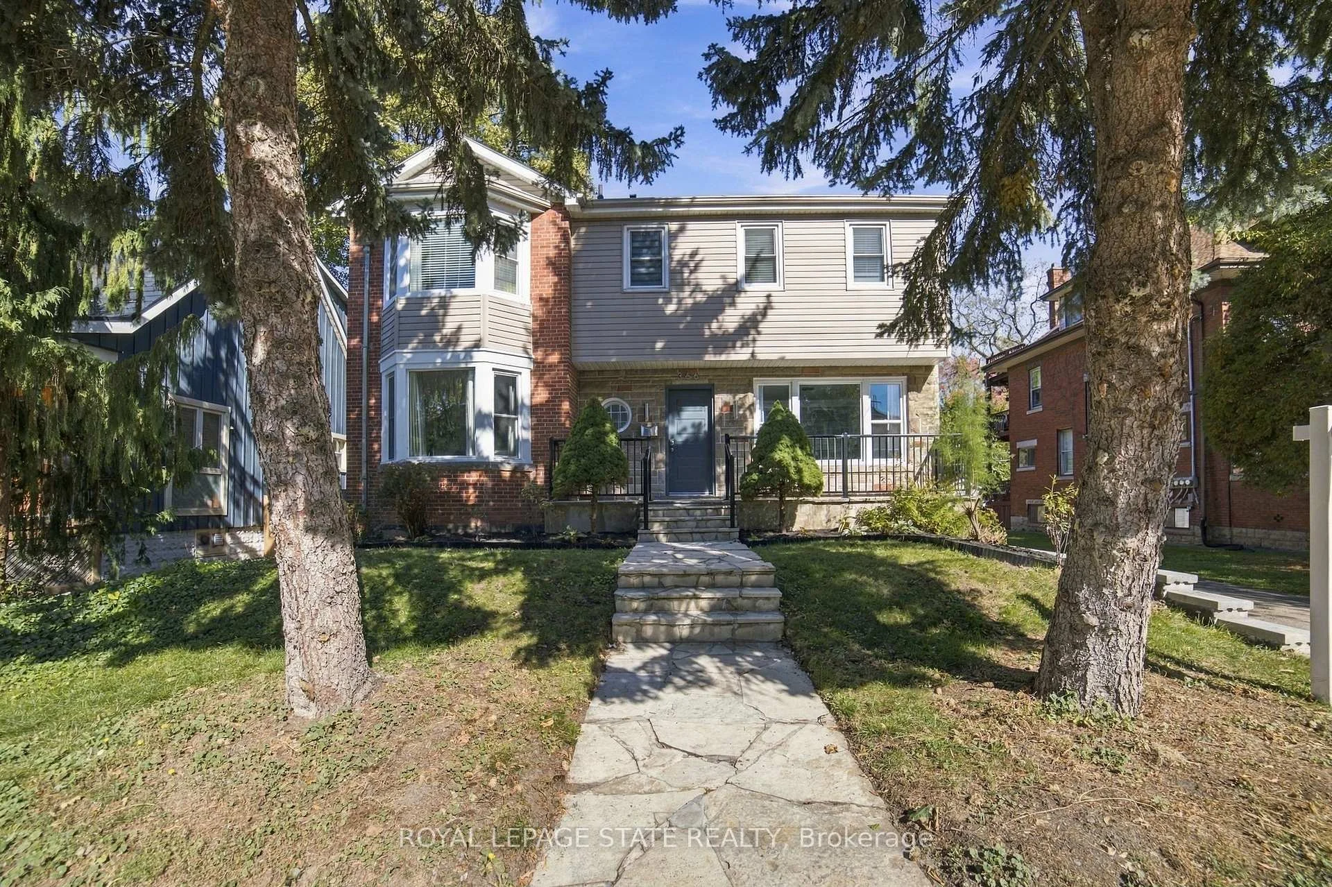 Photo 1 of 366 Aberdeen Avenue, Hamilton, Kirkendall — HOMEH