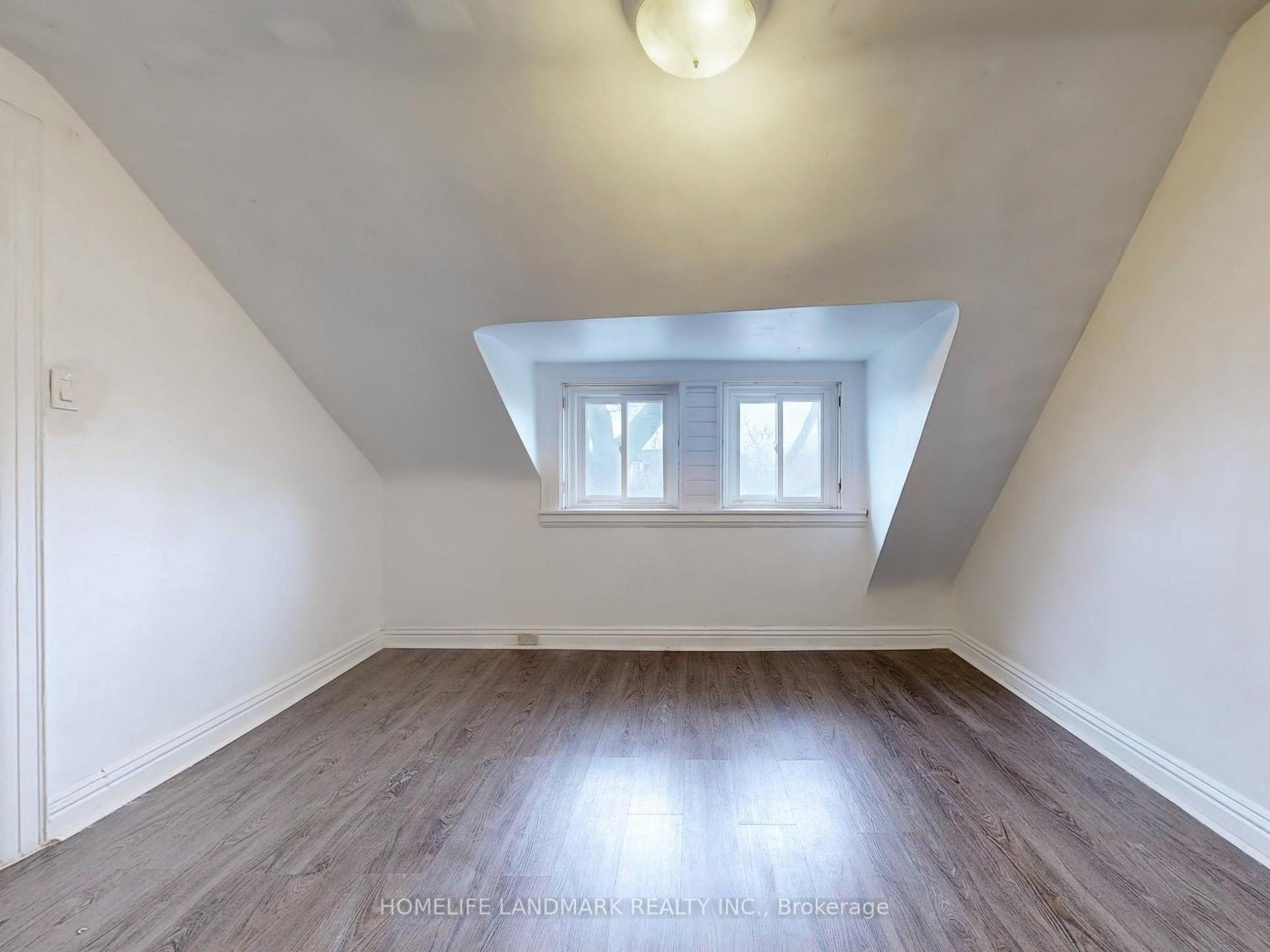 Photo 18 of Unit Upper, 609 Ossington Avenue, Toronto, Palmerston-Little Italy — HOMEH
