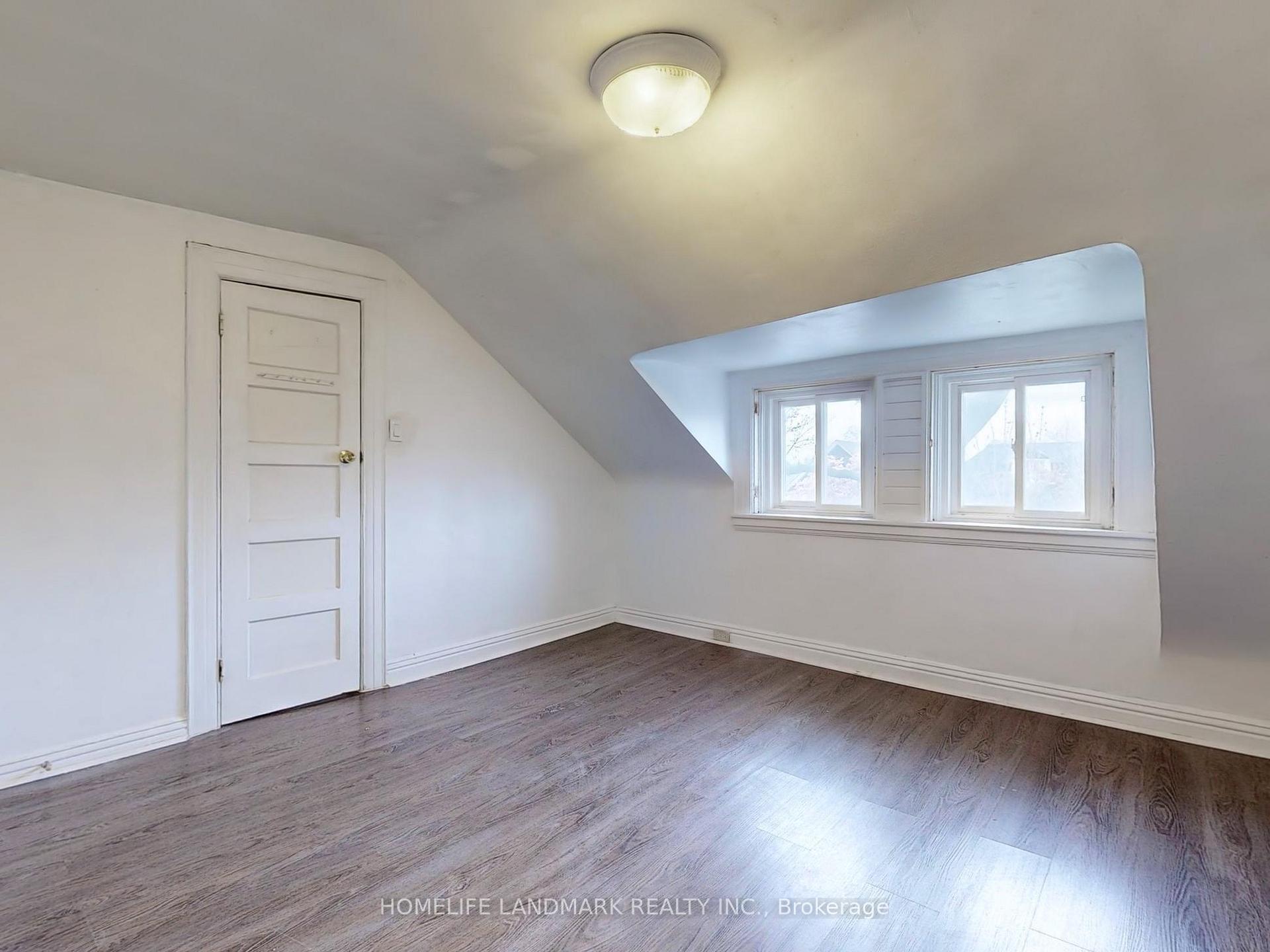 Photo 19 of Unit Upper, 609 Ossington Avenue, Toronto, Palmerston-Little Italy — HOMEH