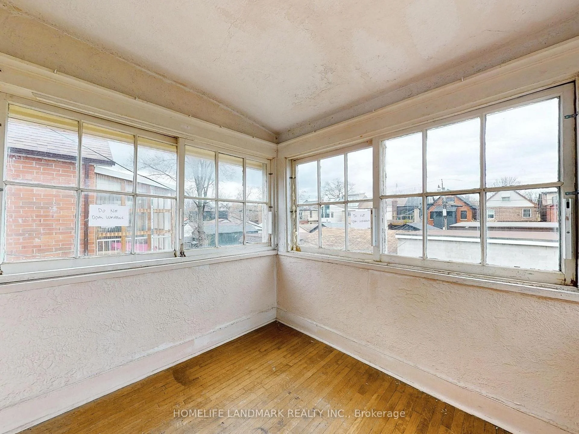 Photo 14 of Unit Upper, 609 Ossington Avenue, Toronto, Palmerston-Little Italy — HOMEH