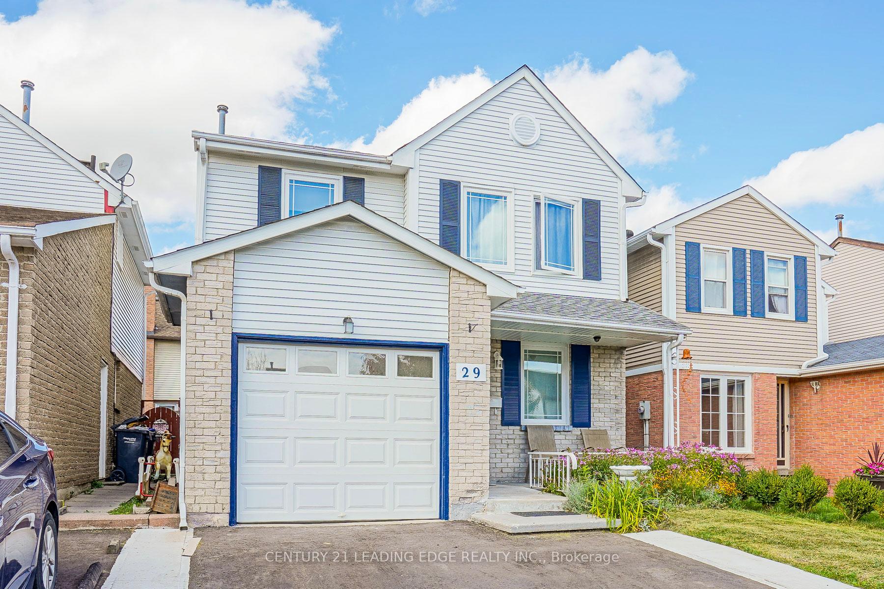 Photo 1 of Unit Upper, 29 Junewood Crescent, Brampton, Northgate — HOMEH