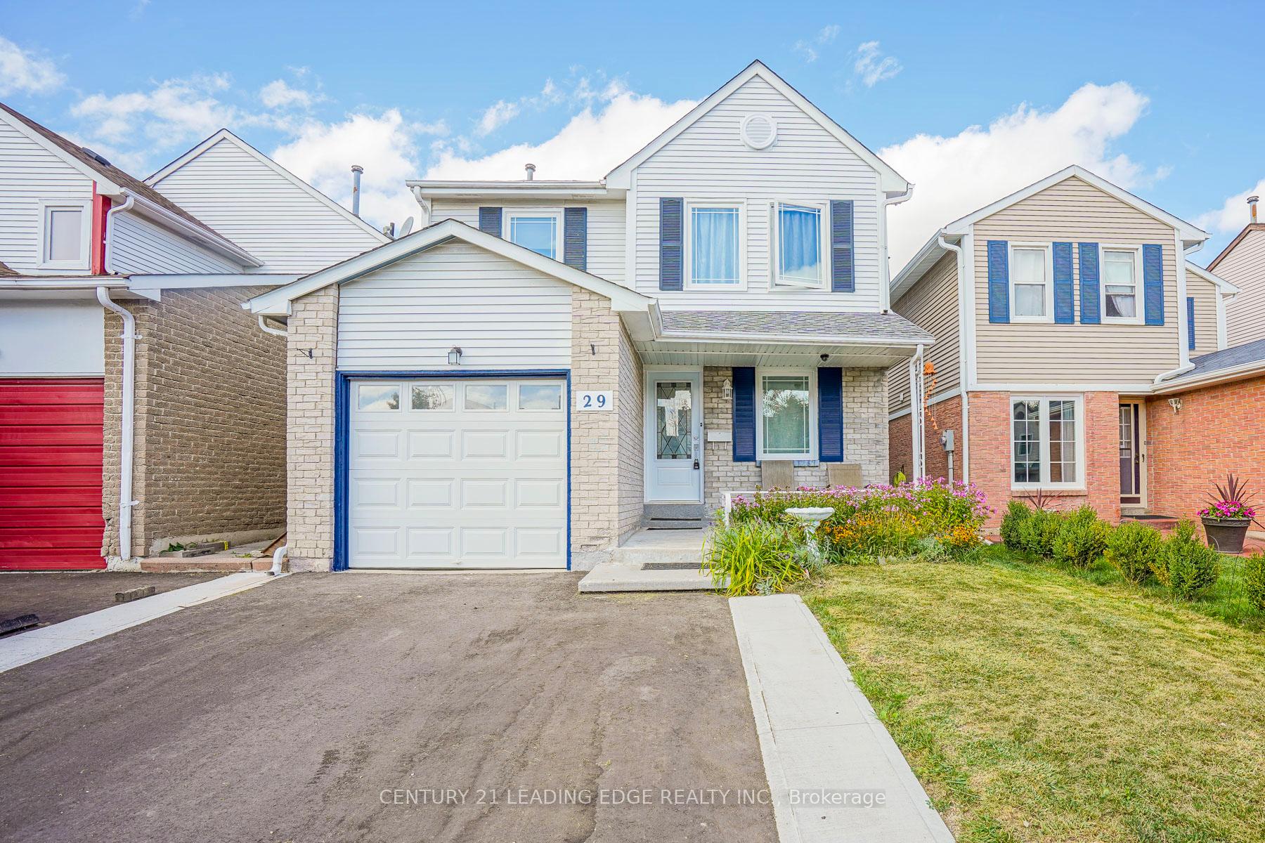 Photo 2 of Unit Upper, 29 Junewood Crescent, Brampton, Northgate — HOMEH