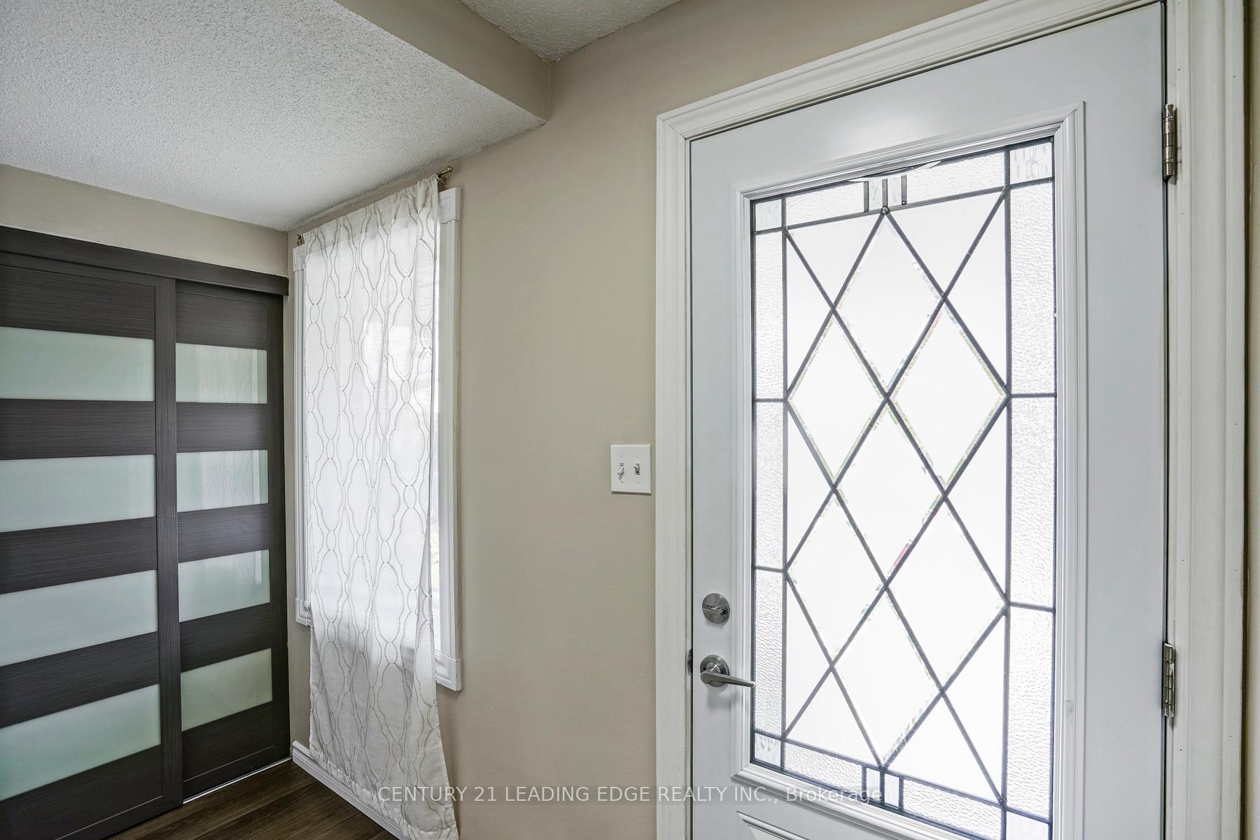 Photo 6 of Unit Upper, 29 Junewood Crescent, Brampton, Northgate — HOMEH